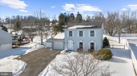 Photo of 1371 N State Street, POTTSTOWN, PA 19464 (MLS # PAMC2167374)