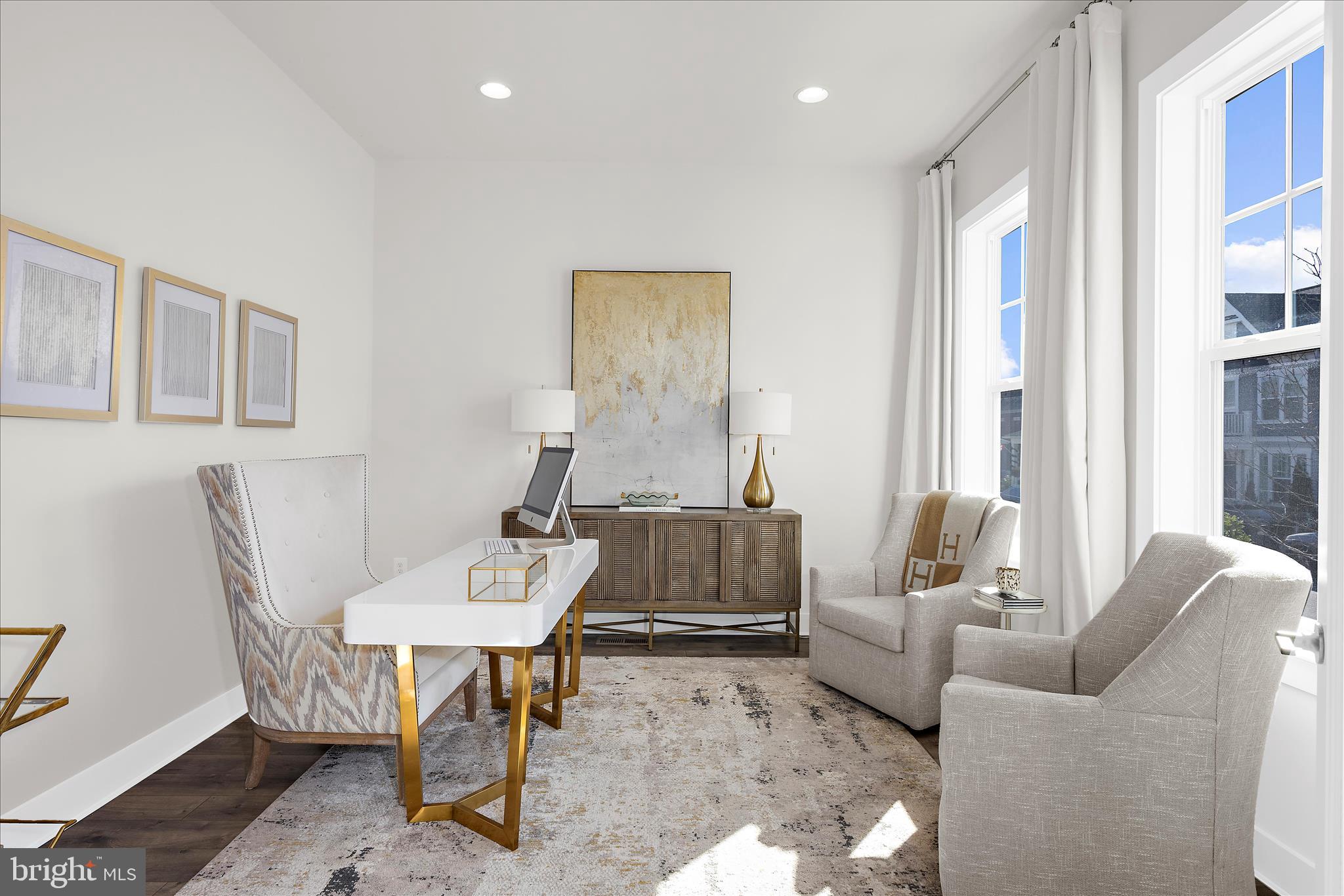 TWO RIVERS - Residential