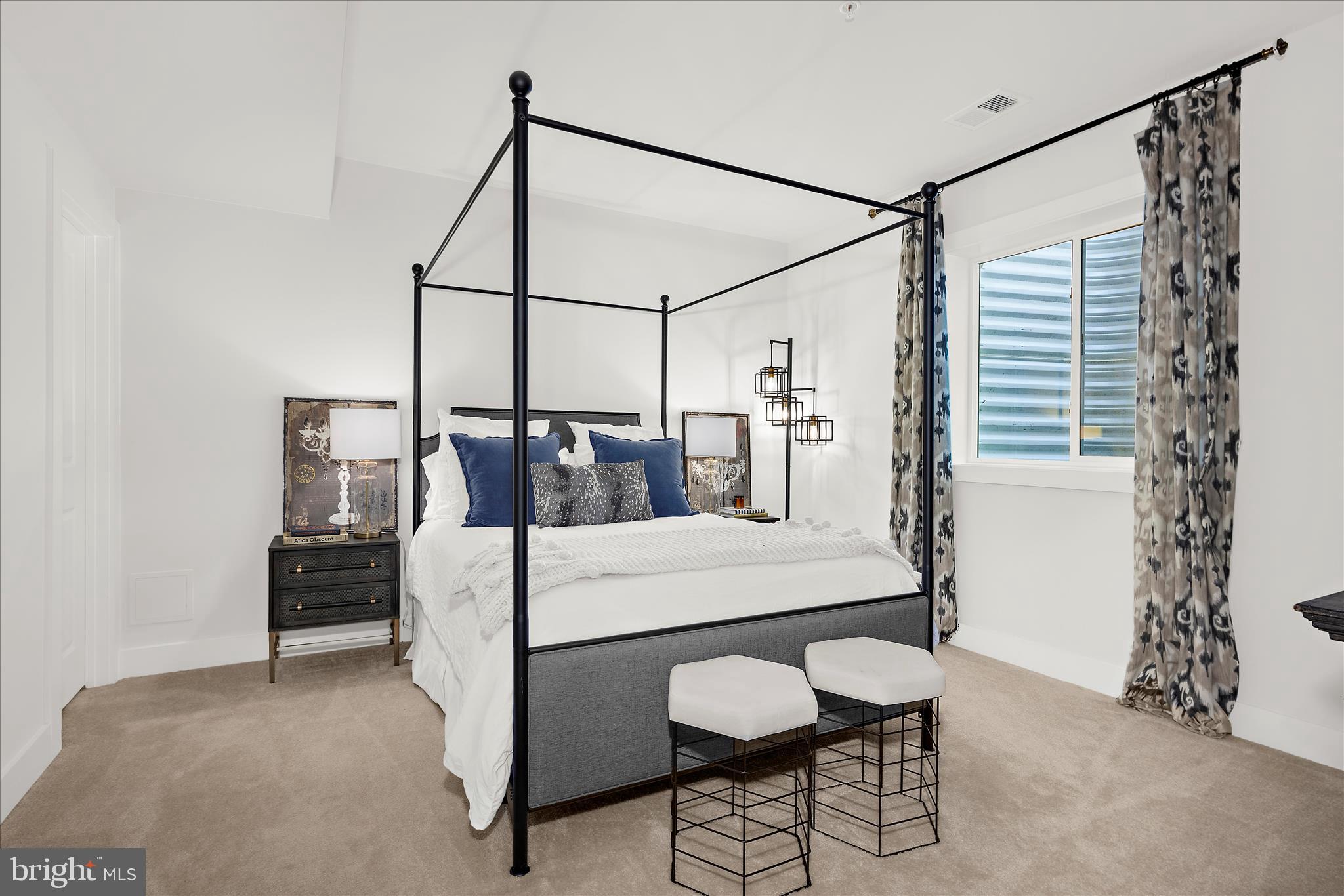 TWO RIVERS - Residential