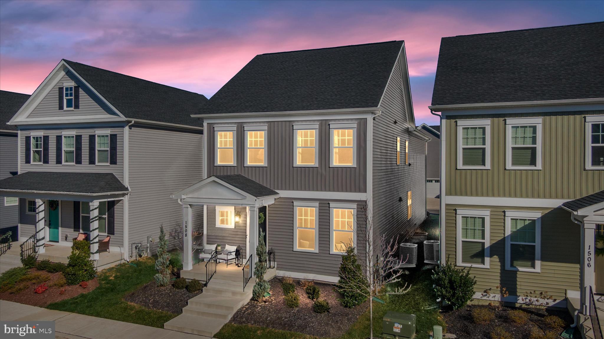 TWO RIVERS - Residential