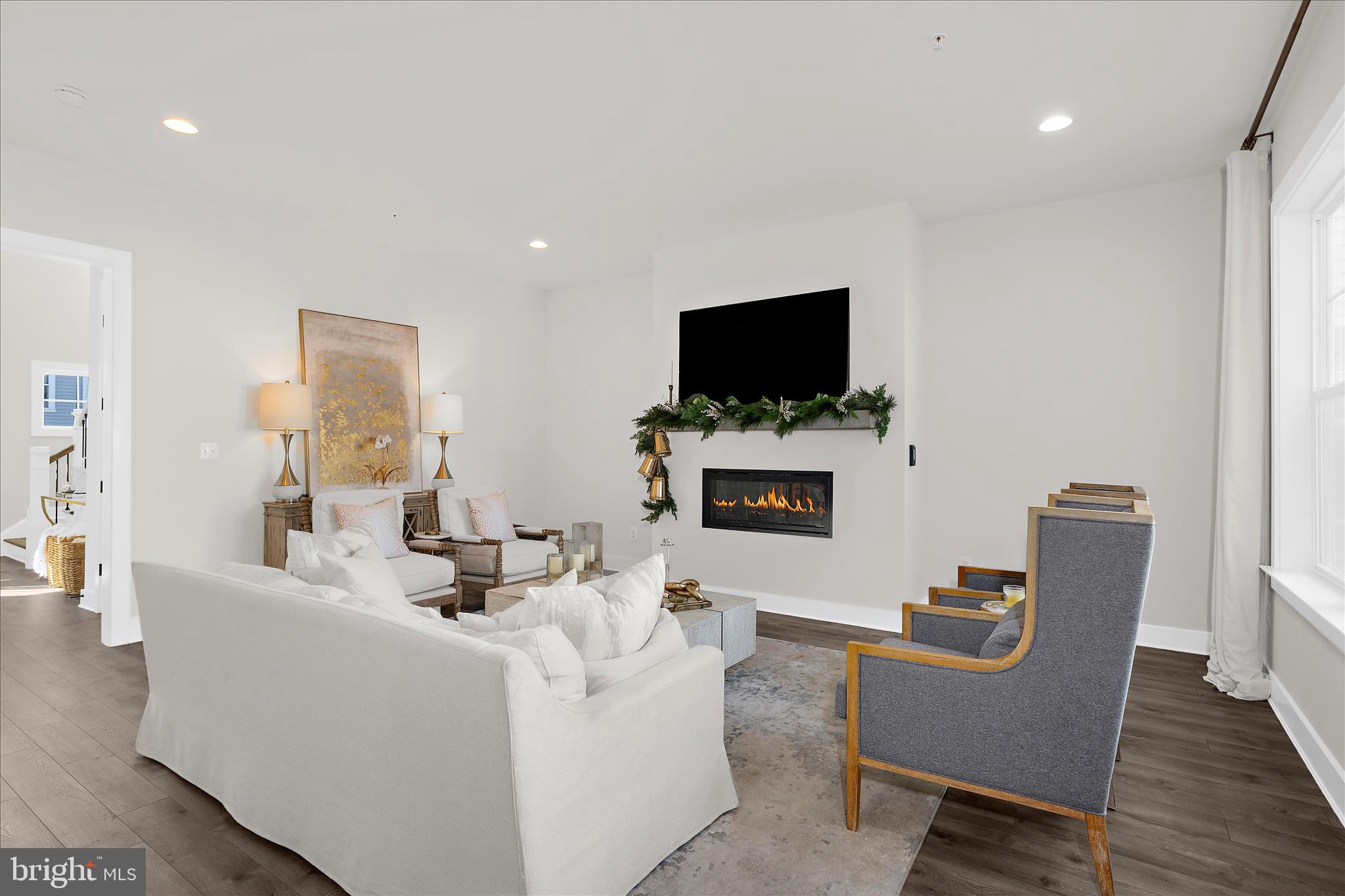 TWO RIVERS - Residential