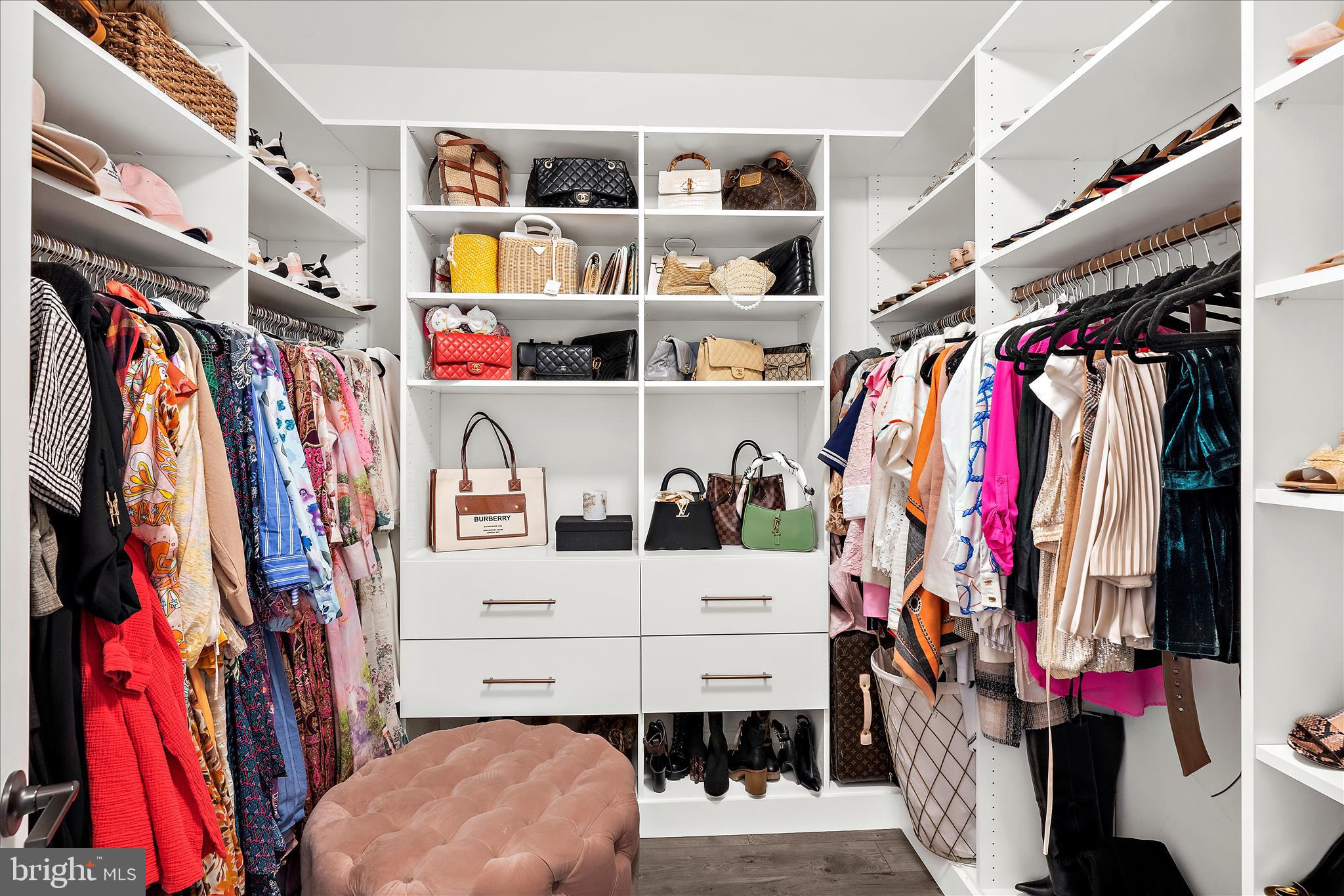 TWO RIVERS - Residential