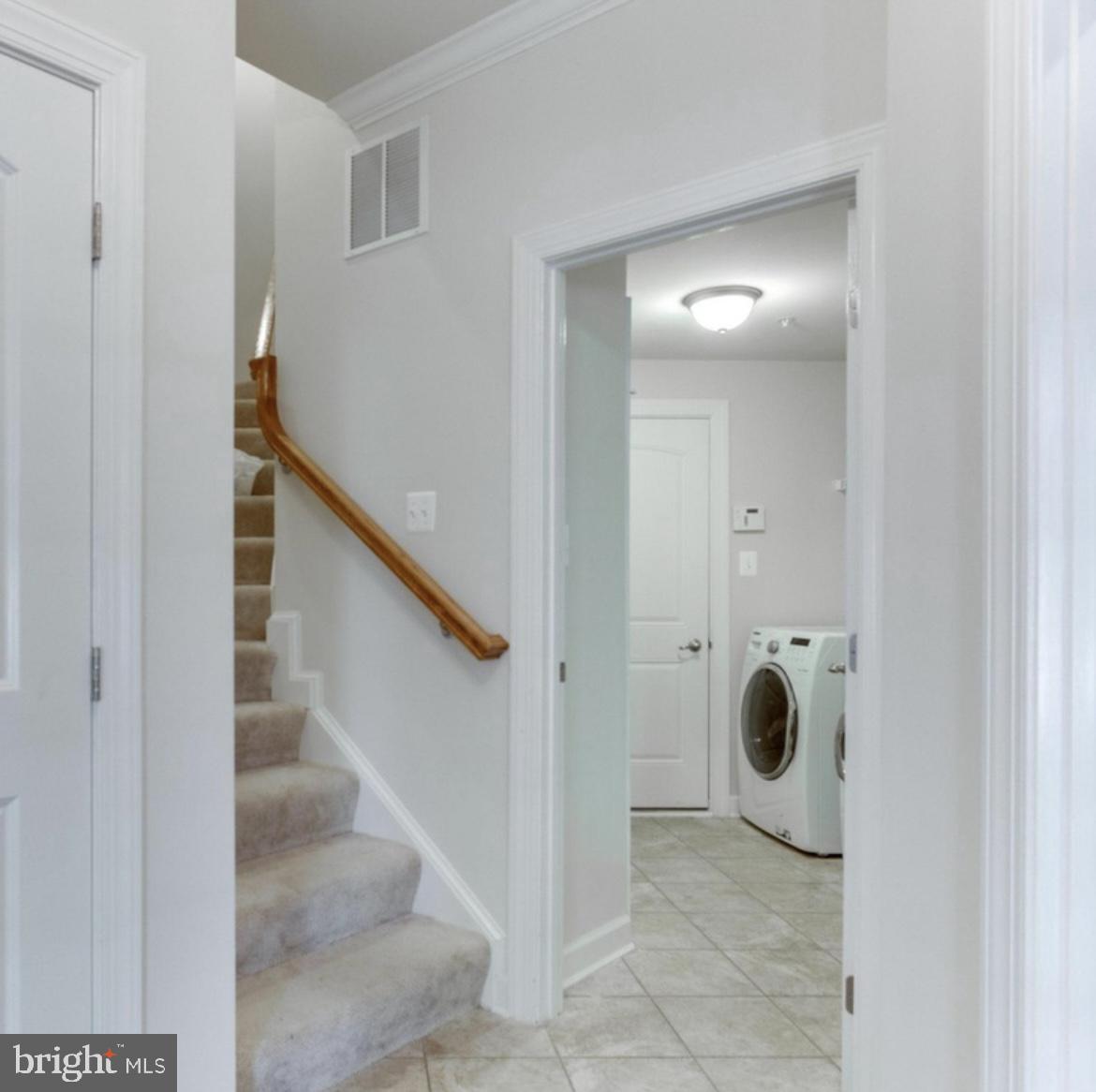 VILLAGE OF CLOPPERS MILL - Residential Lease