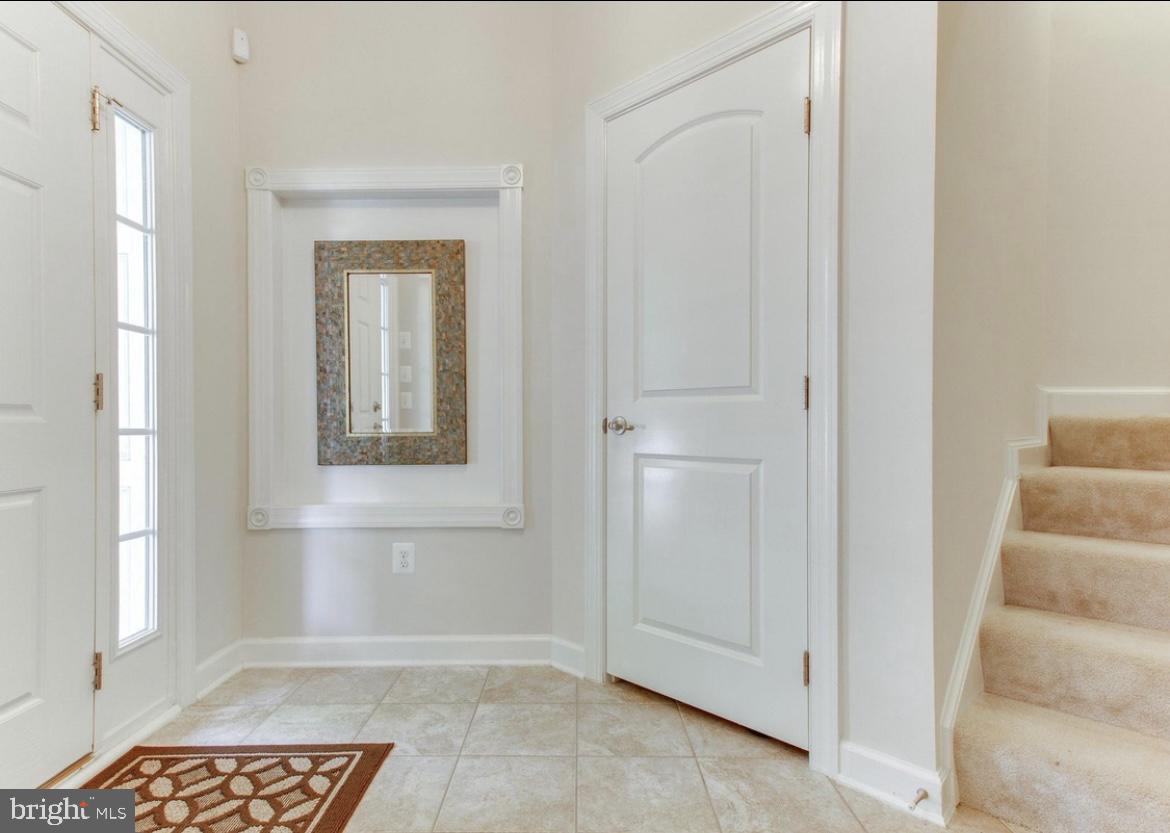 VILLAGE OF CLOPPERS MILL - Residential Lease