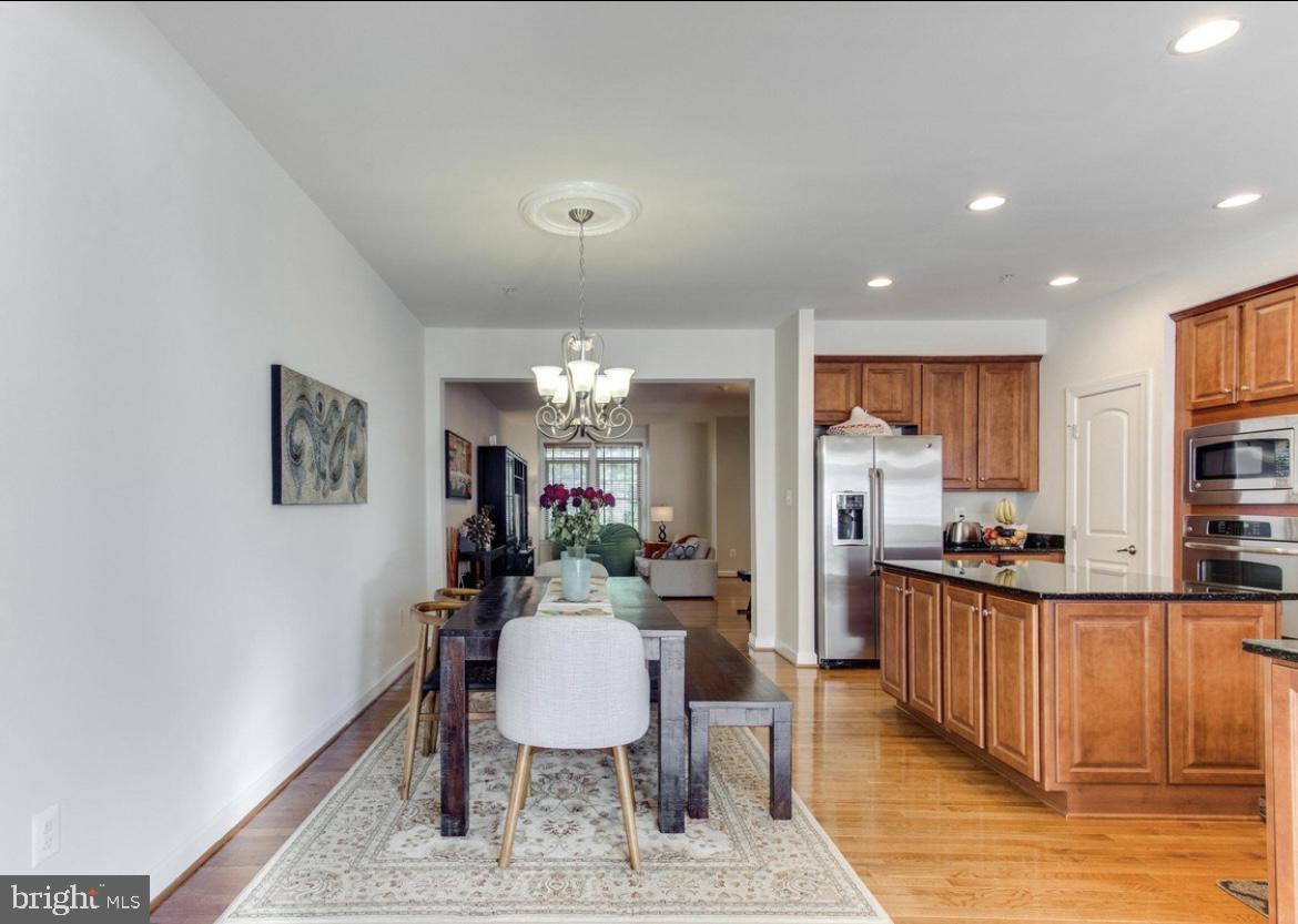 VILLAGE OF CLOPPERS MILL - Residential Lease