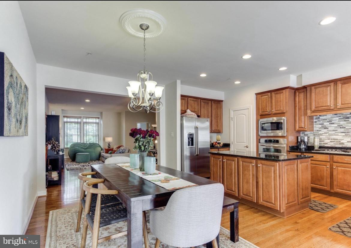 VILLAGE OF CLOPPERS MILL - Residential Lease