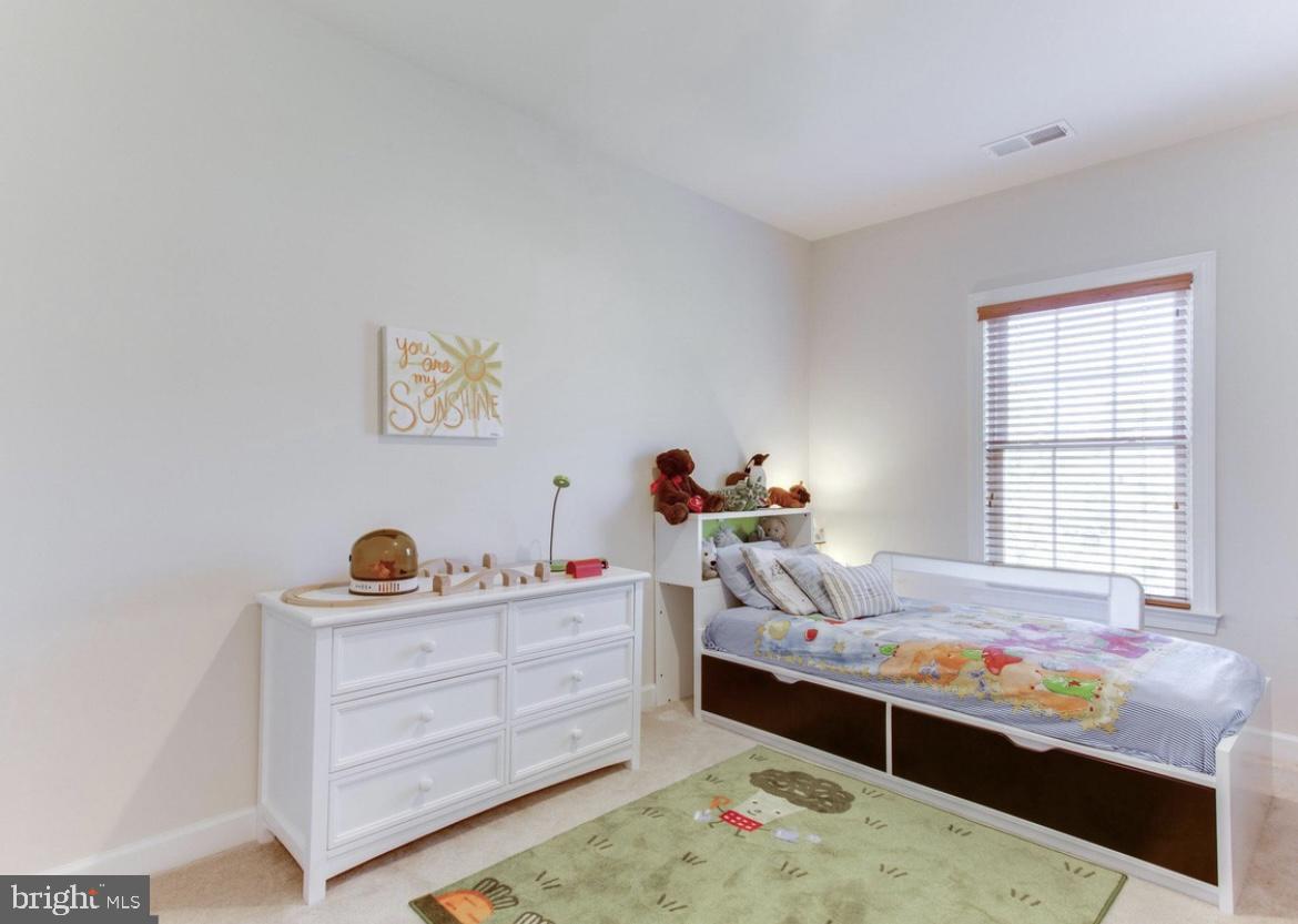 VILLAGE OF CLOPPERS MILL - Residential Lease