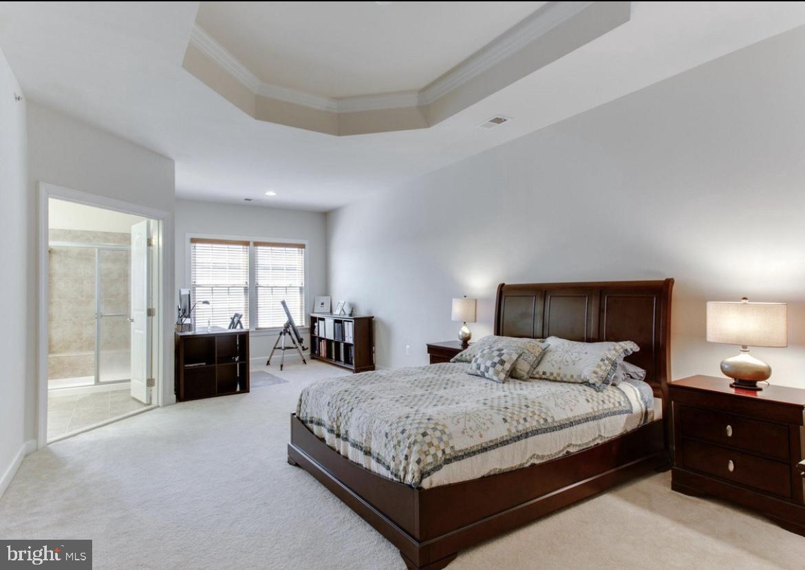 VILLAGE OF CLOPPERS MILL - Residential Lease