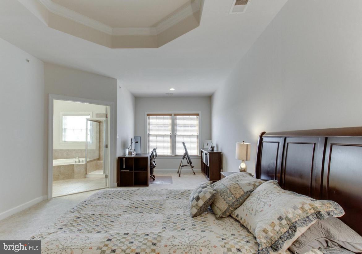 VILLAGE OF CLOPPERS MILL - Residential Lease