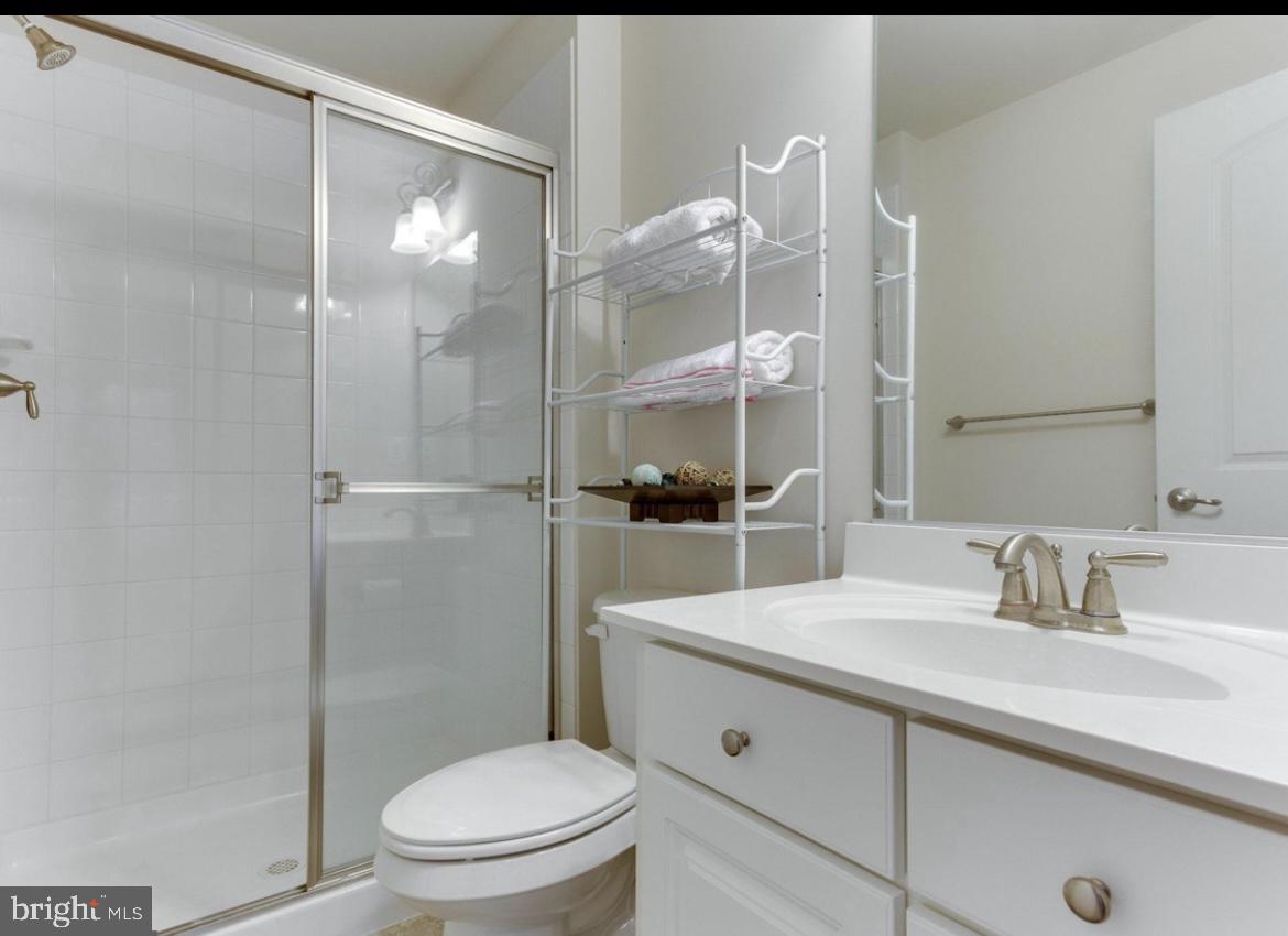 VILLAGE OF CLOPPERS MILL - Residential Lease