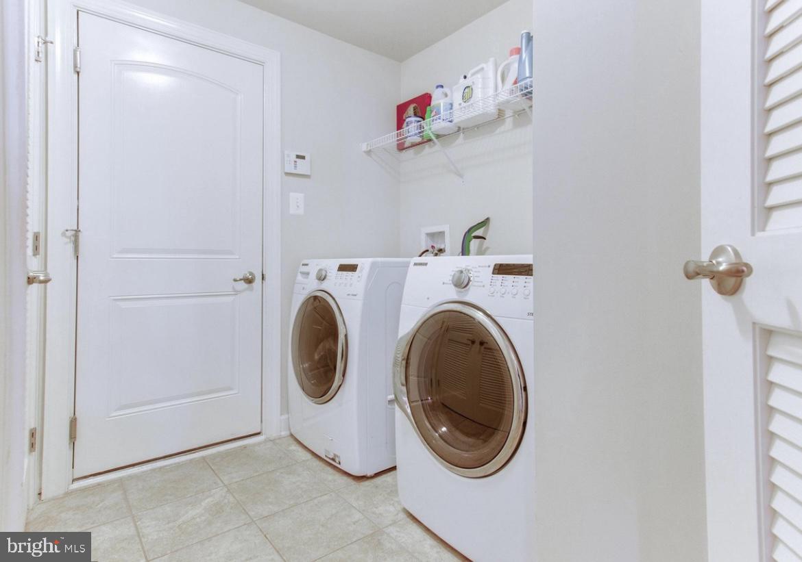 VILLAGE OF CLOPPERS MILL - Residential Lease