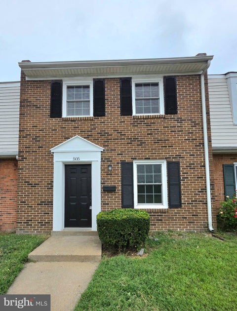 Townhouse For Sale - 505 Harris Ct<br/> FREDERICKSBURG, VA 22401