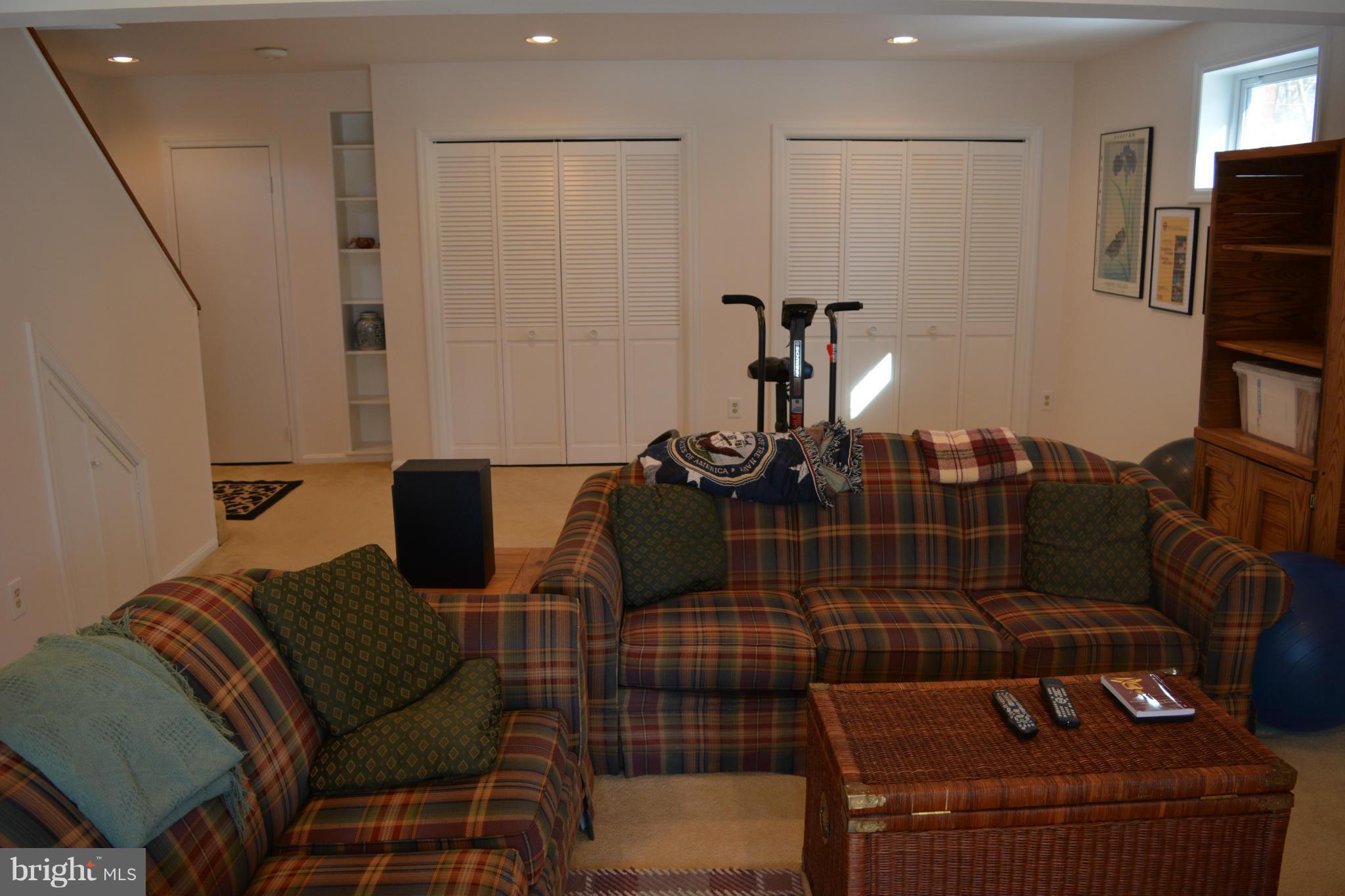 KINGS PARK WEST - Residential