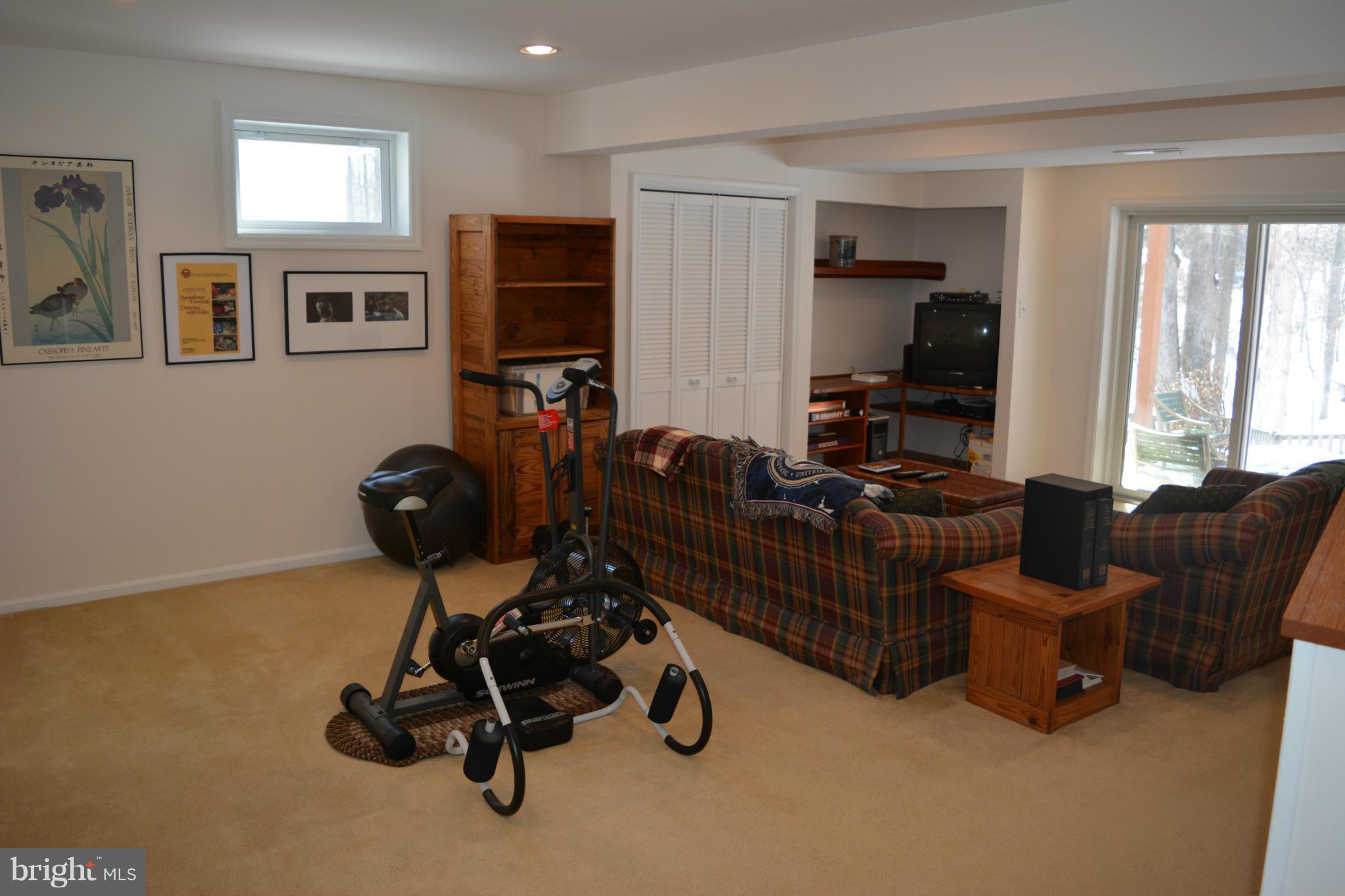 KINGS PARK WEST - Residential