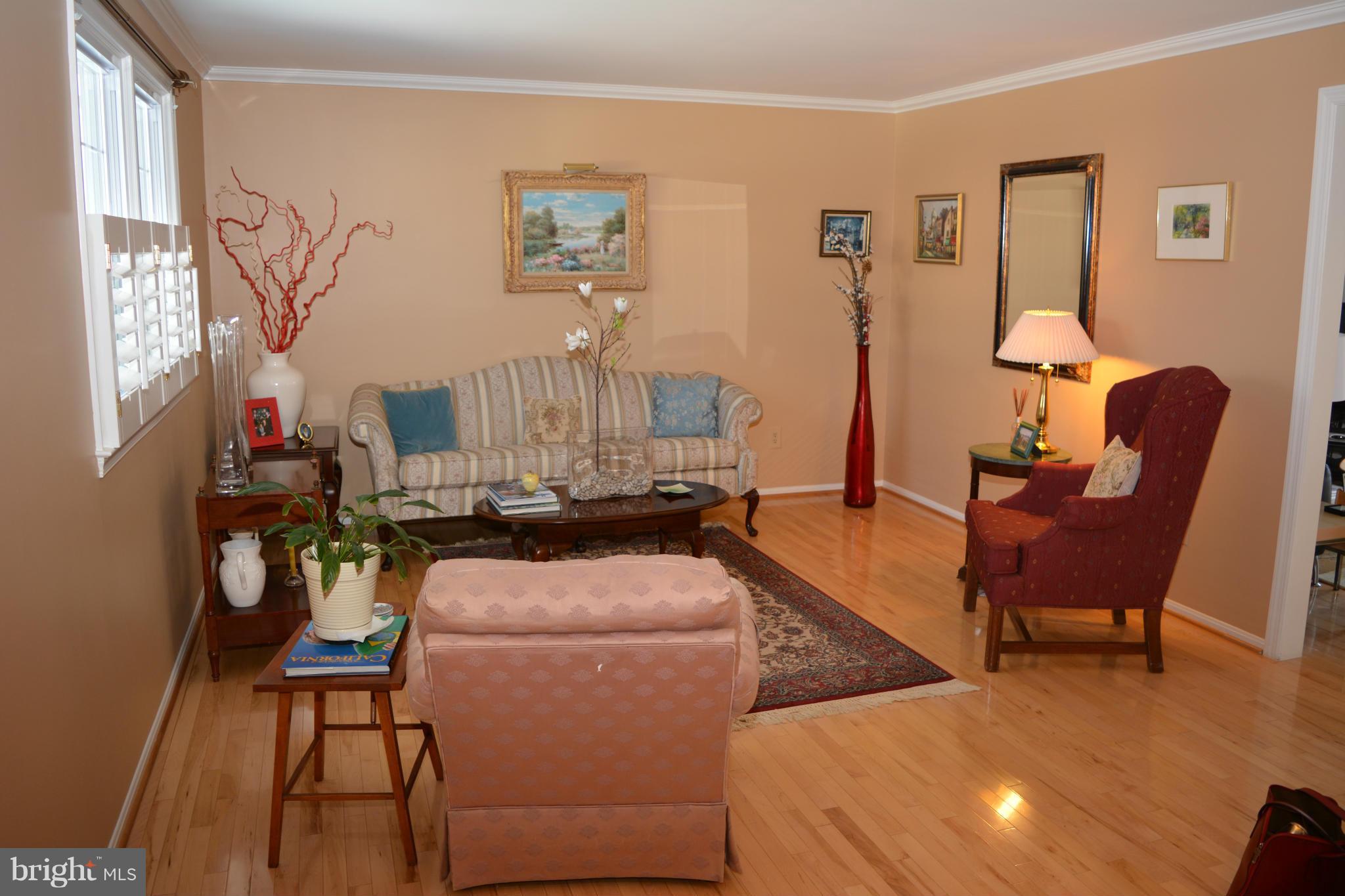 KINGS PARK WEST - Residential