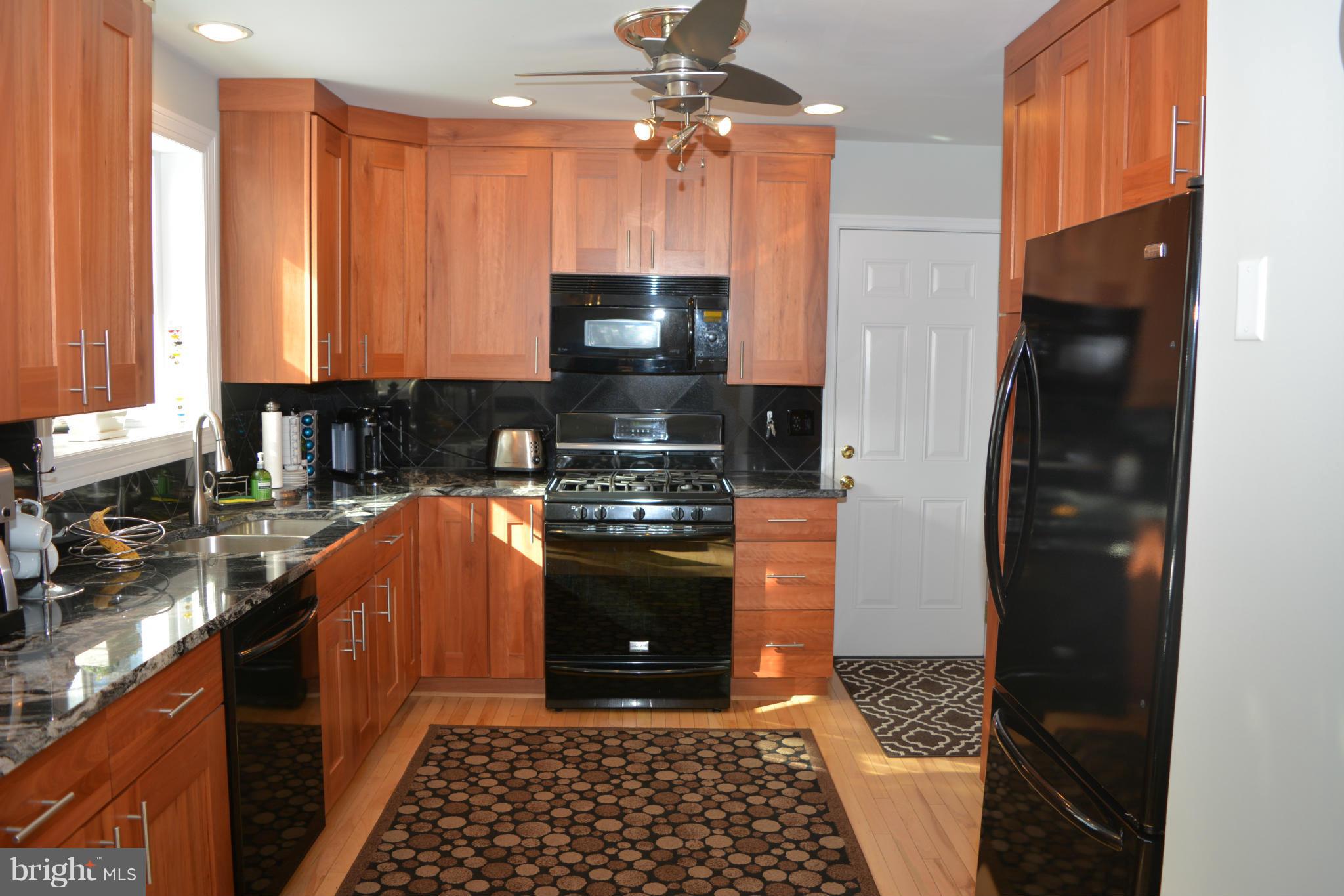 KINGS PARK WEST - Residential