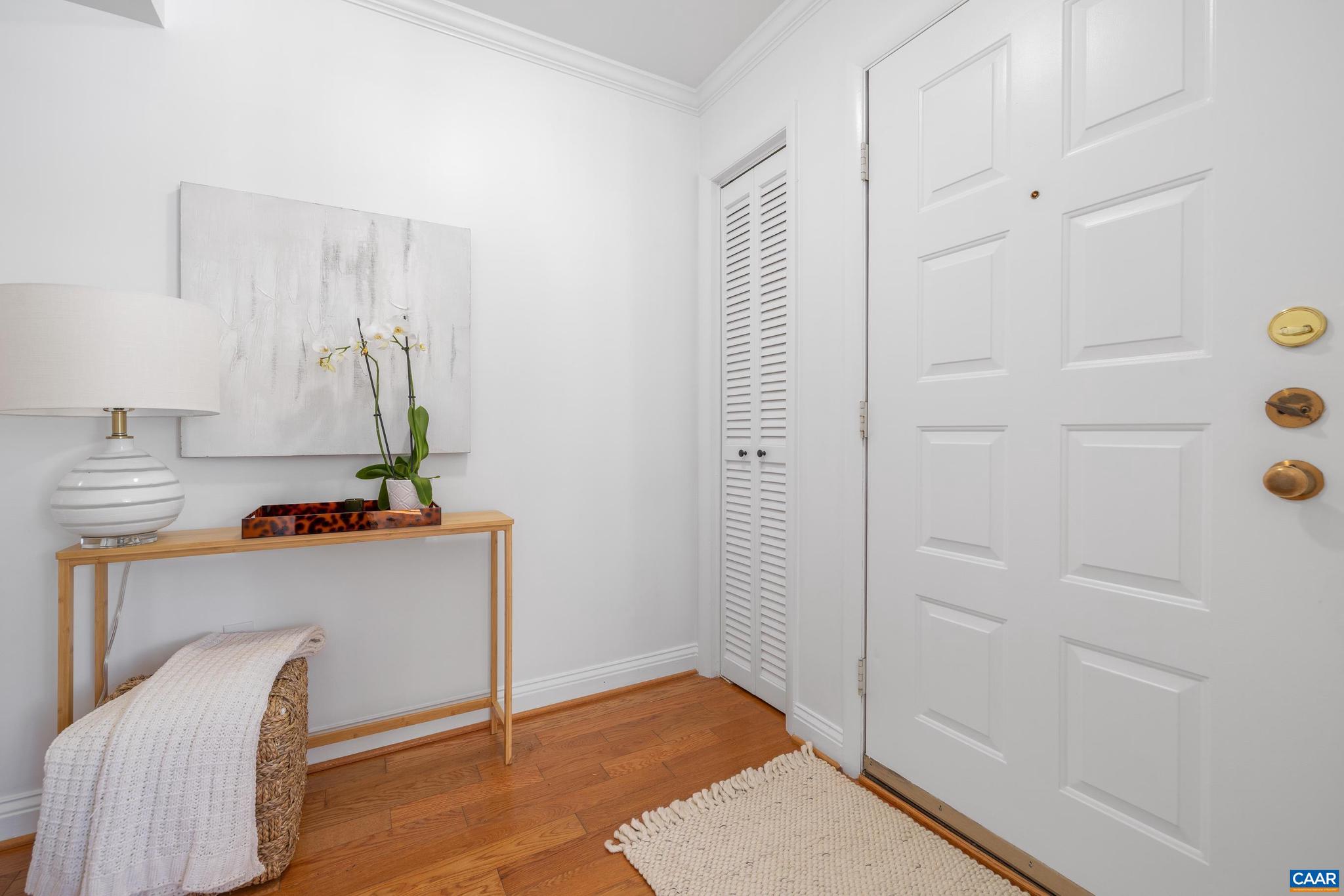 362 SOUTH PANTOPS DR