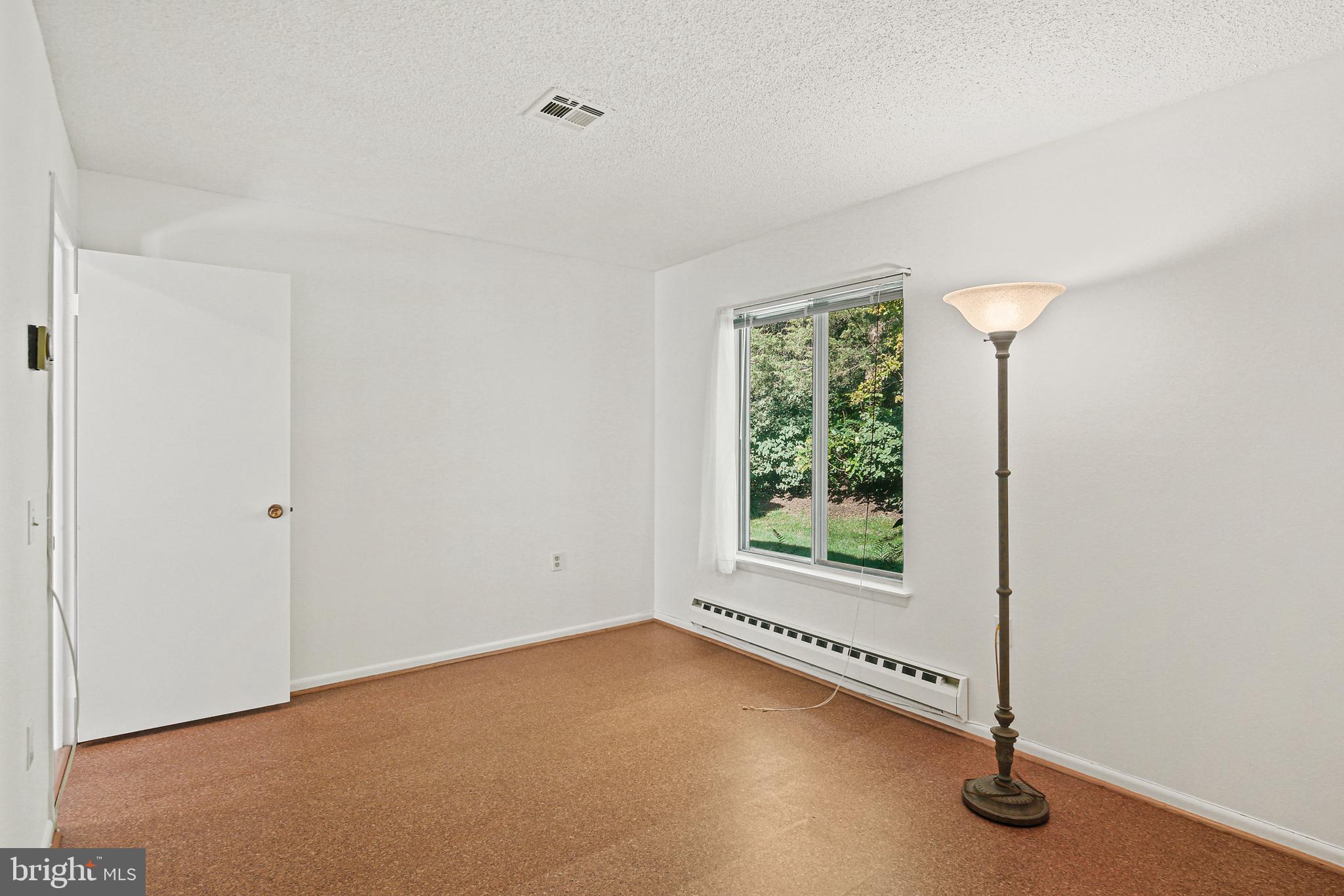 LEISURE WORLD - Residential