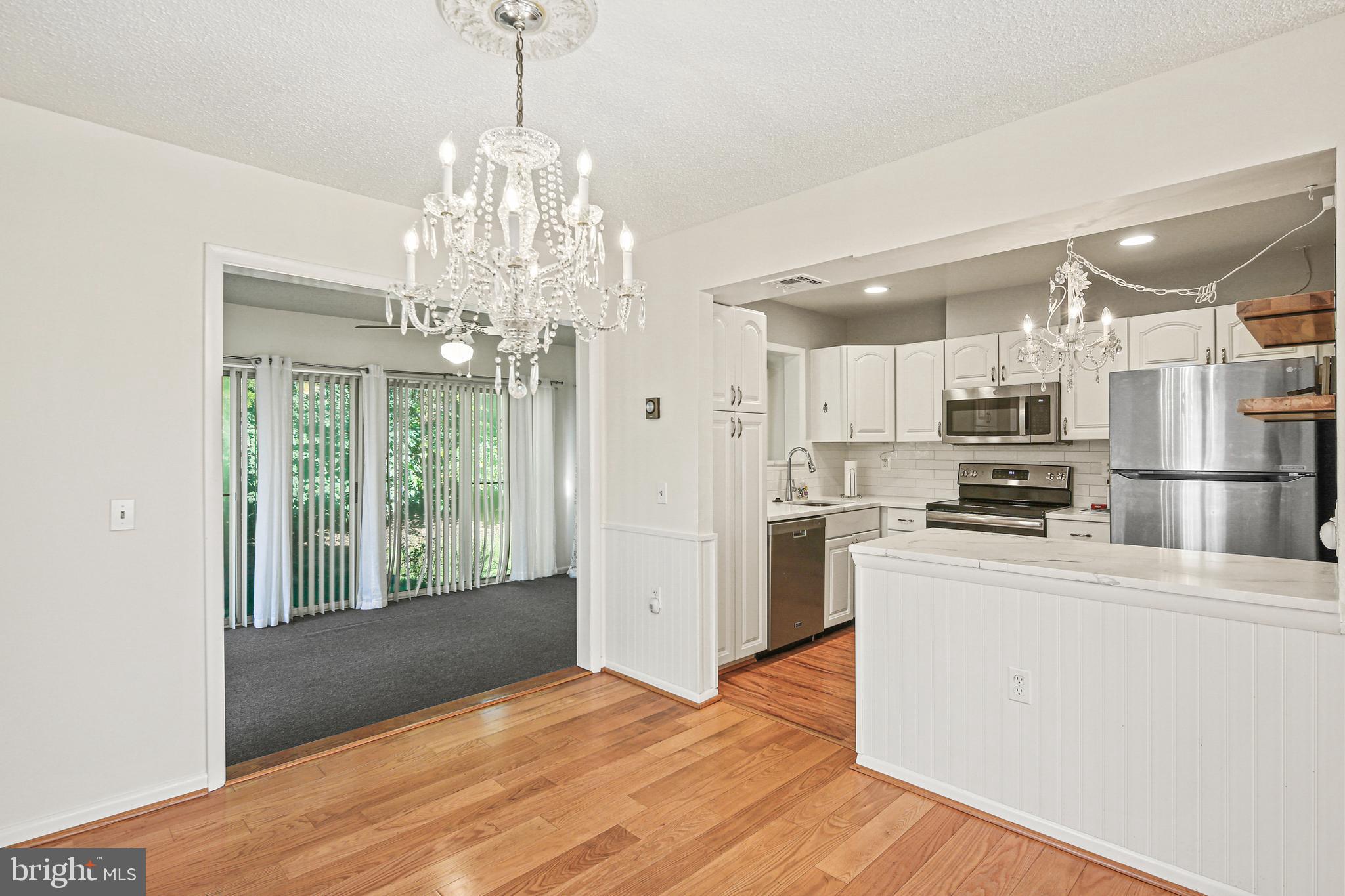 LEISURE WORLD - Residential