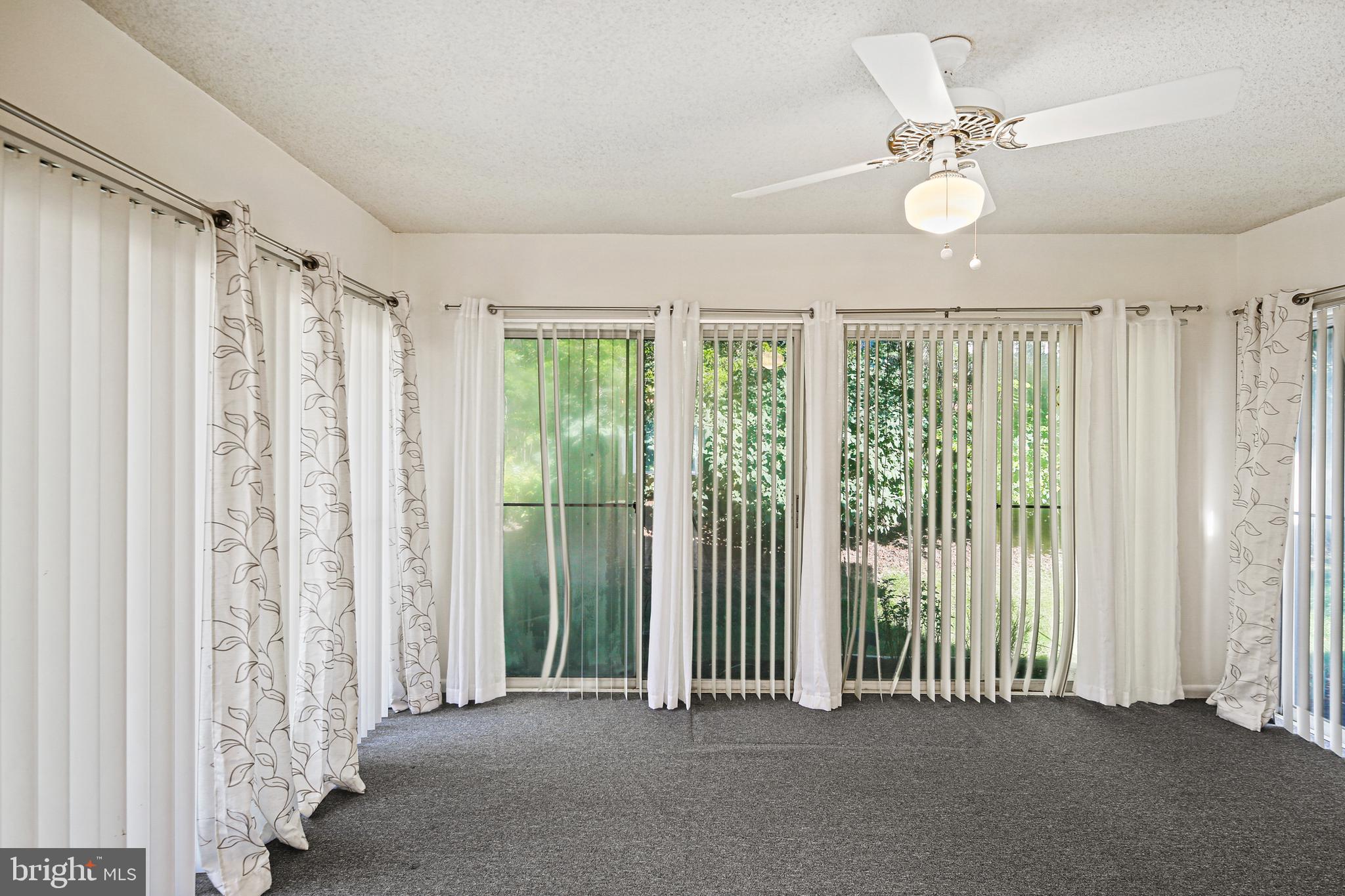 LEISURE WORLD - Residential