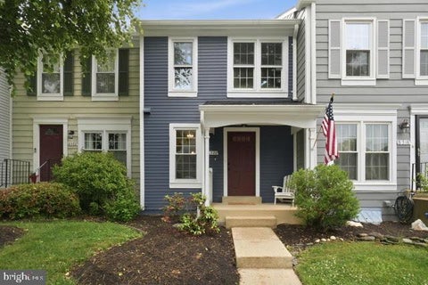Townhouse For Rent - 6320 Chimney Wood Court<br/> ALEXANDRIA, VA 22306