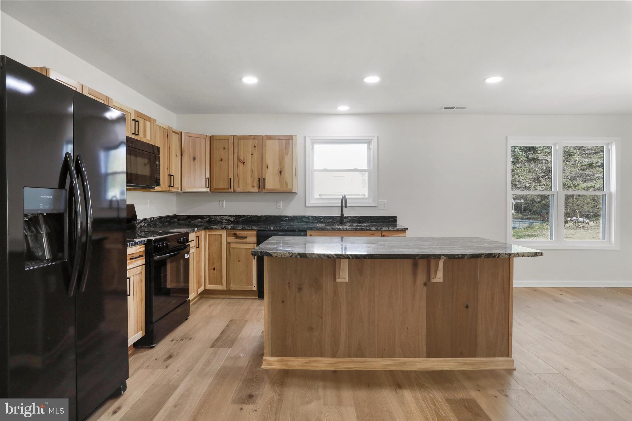 CAPON CORNERS - Residential