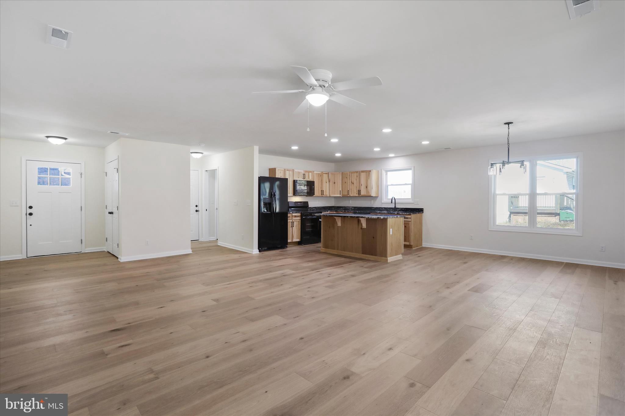 CAPON CORNERS - Residential