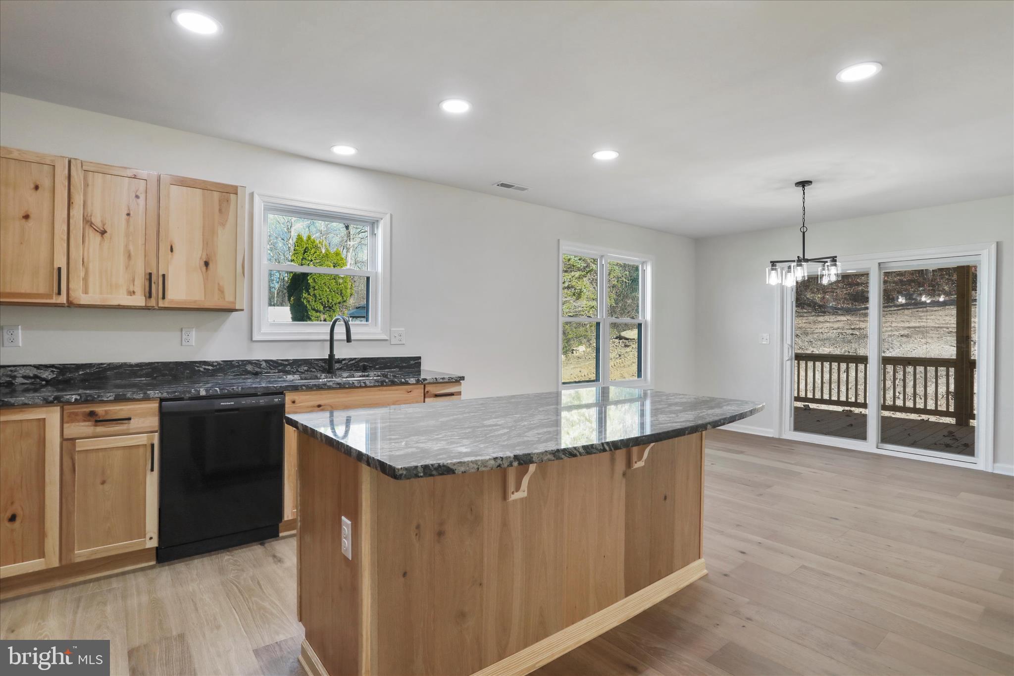 CAPON CORNERS - Residential