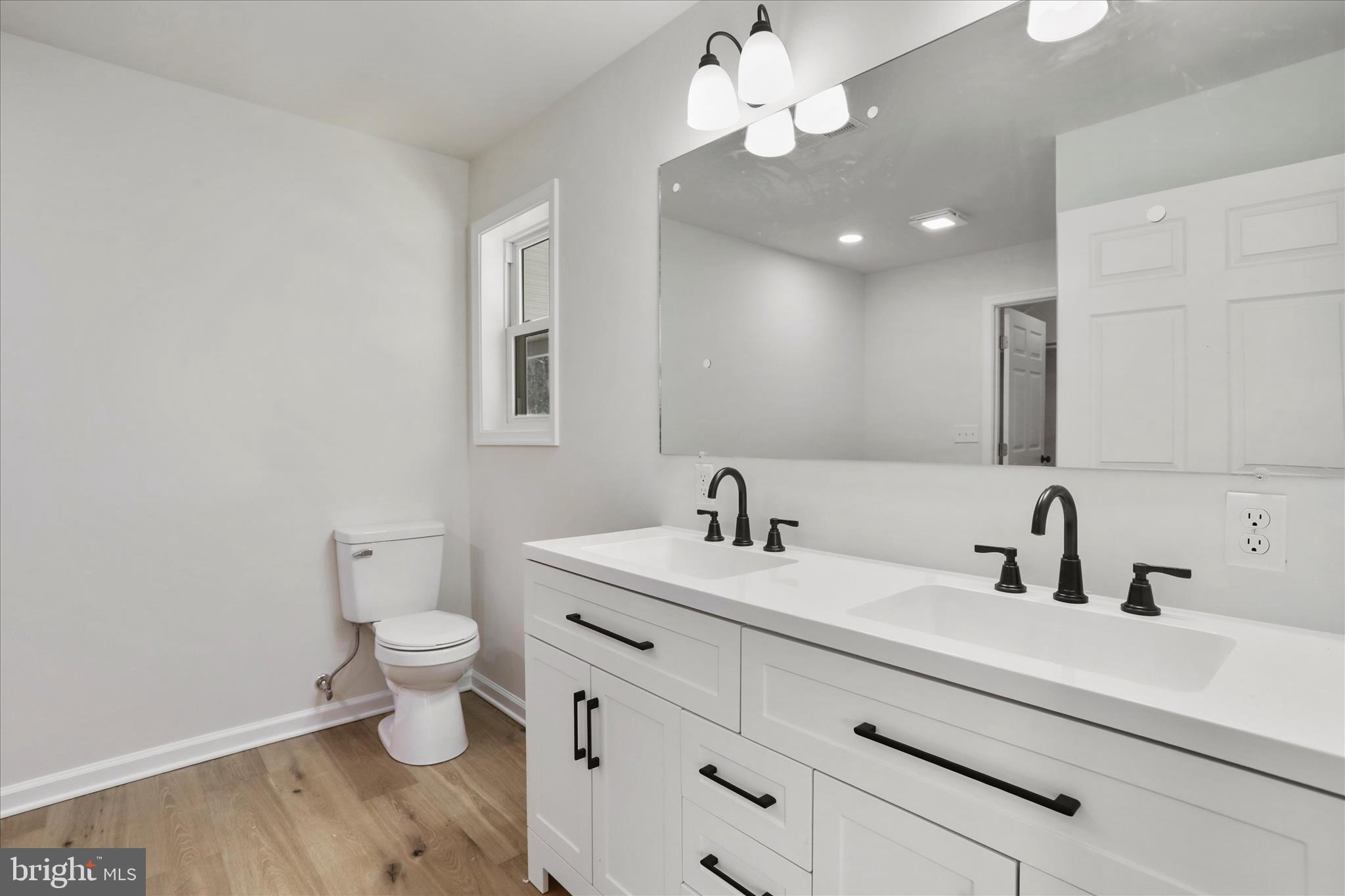 CAPON CORNERS - Residential