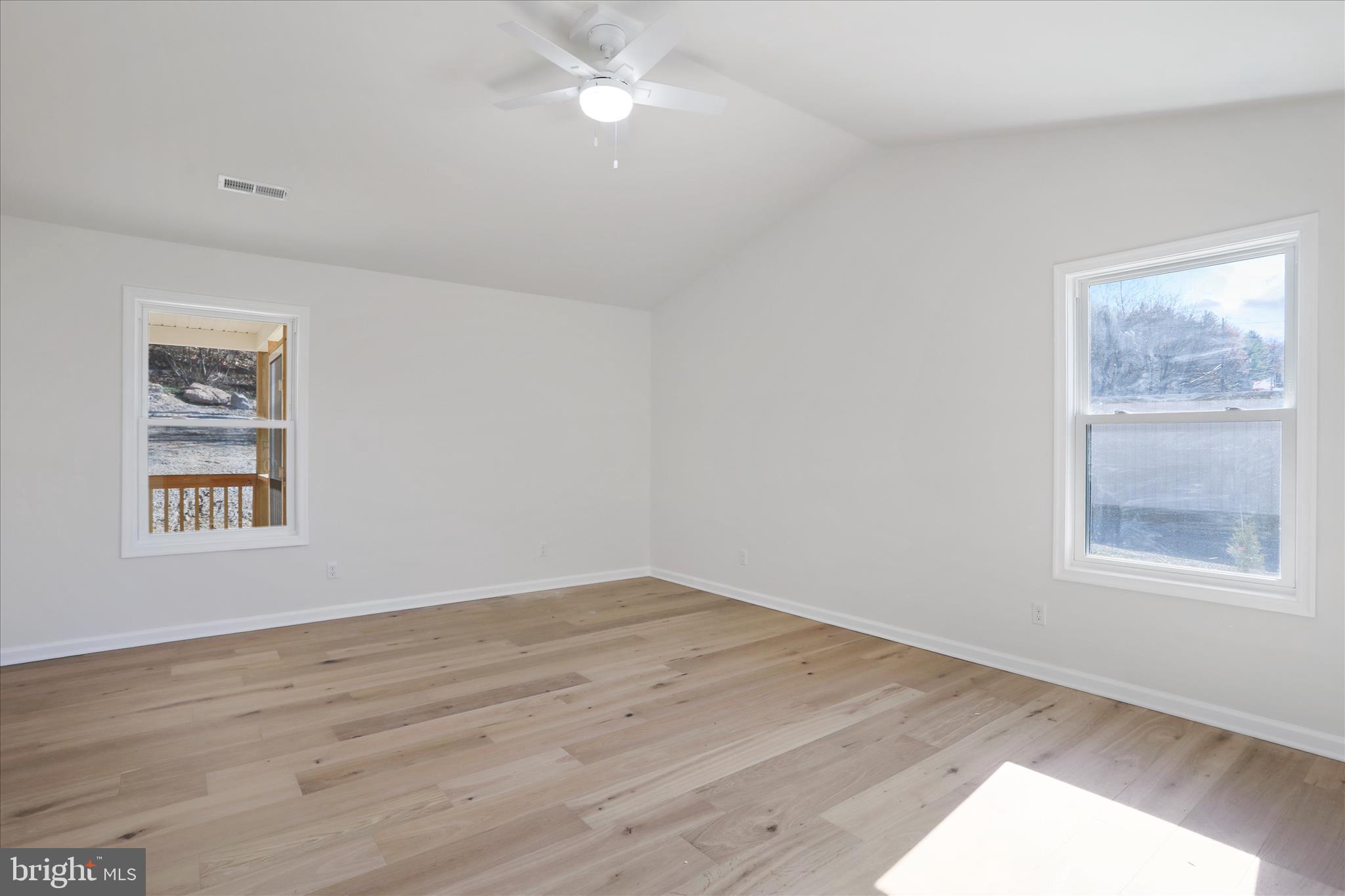 CAPON CORNERS - Residential