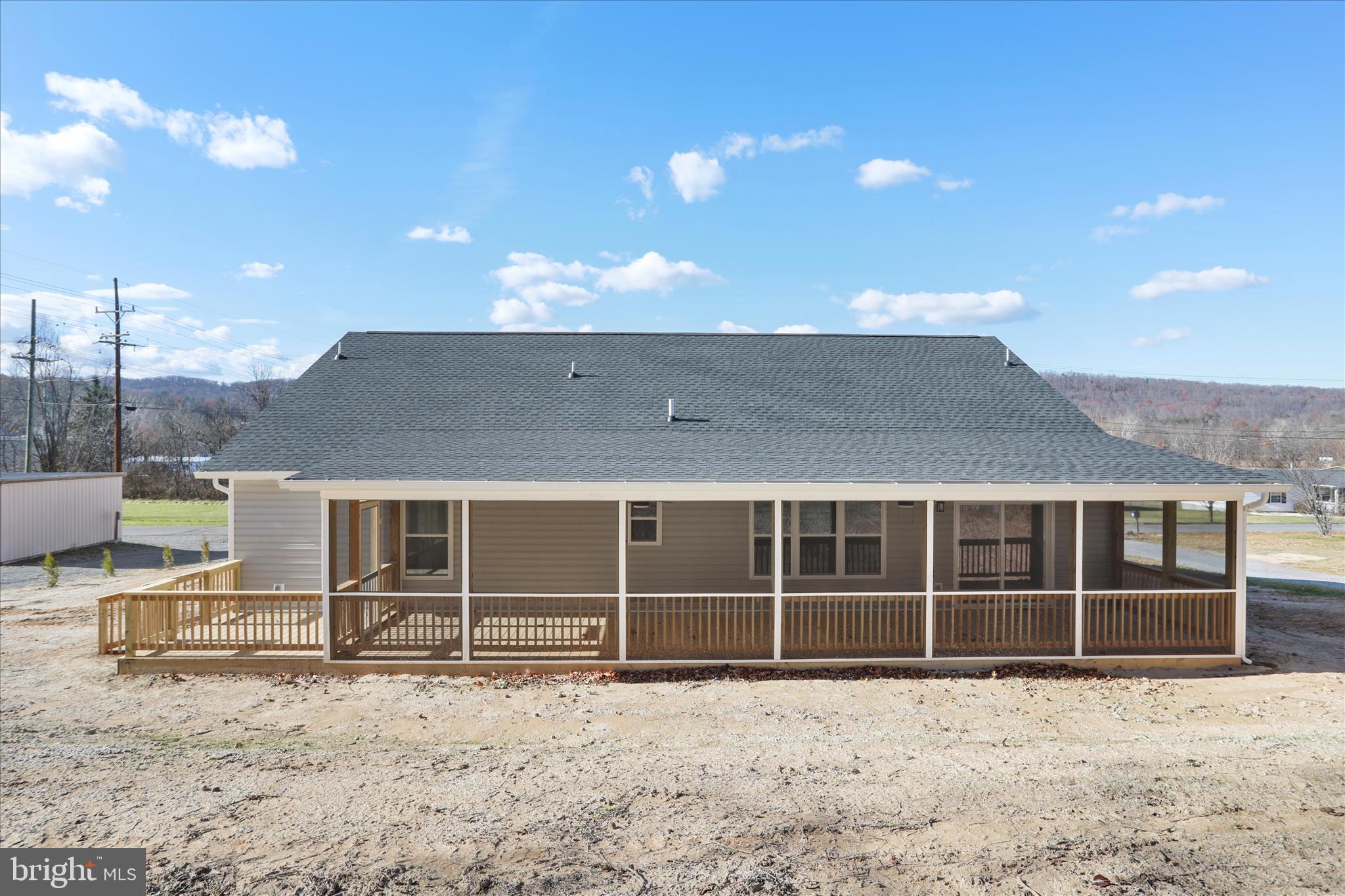 CAPON CORNERS - Residential