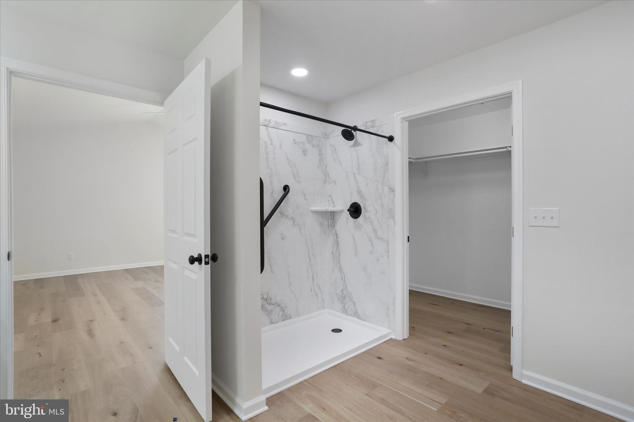 CAPON CORNERS - Residential