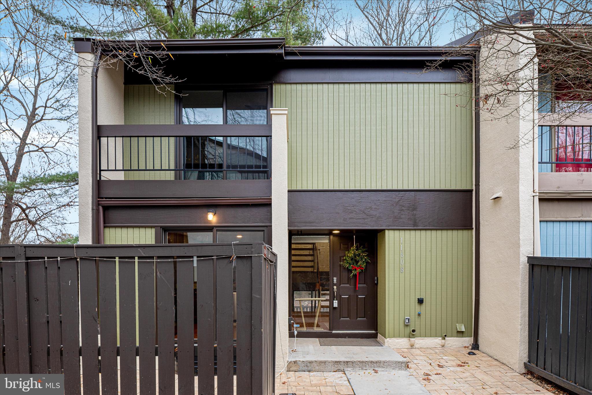 11608 NEWBRIDGE COURT