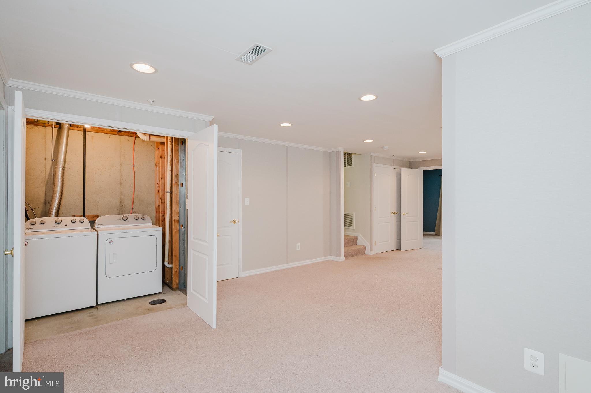 MONMOUTH MEADOWS - Residential