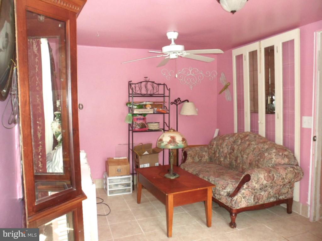 SILVER SPRING - Residential