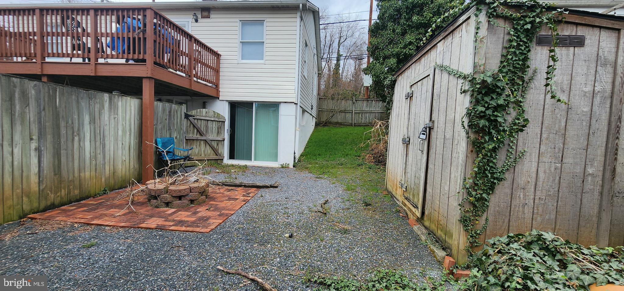 CATONSVILLE KNOLLS - Residential Lease