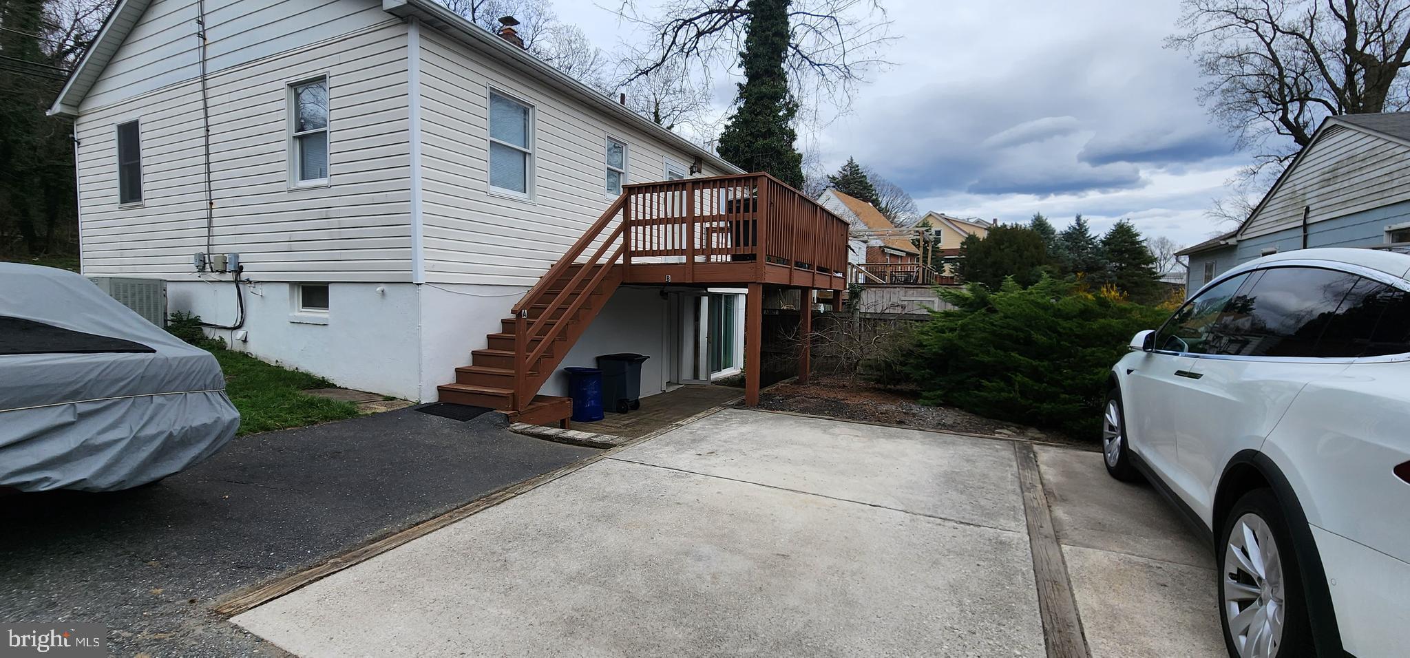 CATONSVILLE KNOLLS - Residential Lease