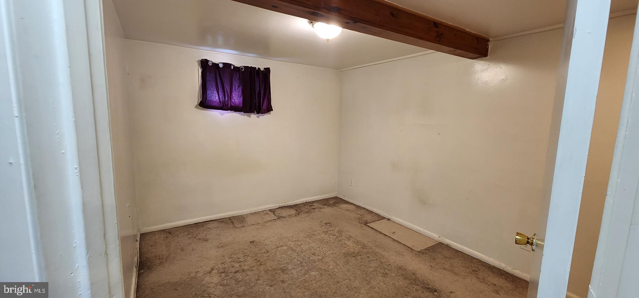 CATONSVILLE KNOLLS - Residential Lease