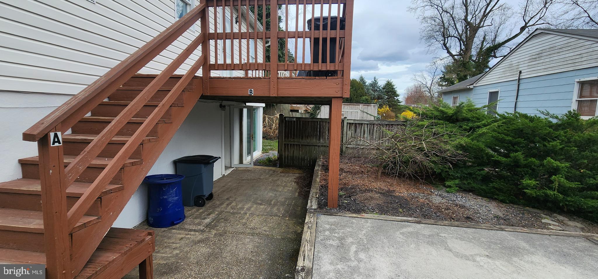 CATONSVILLE KNOLLS - Residential Lease