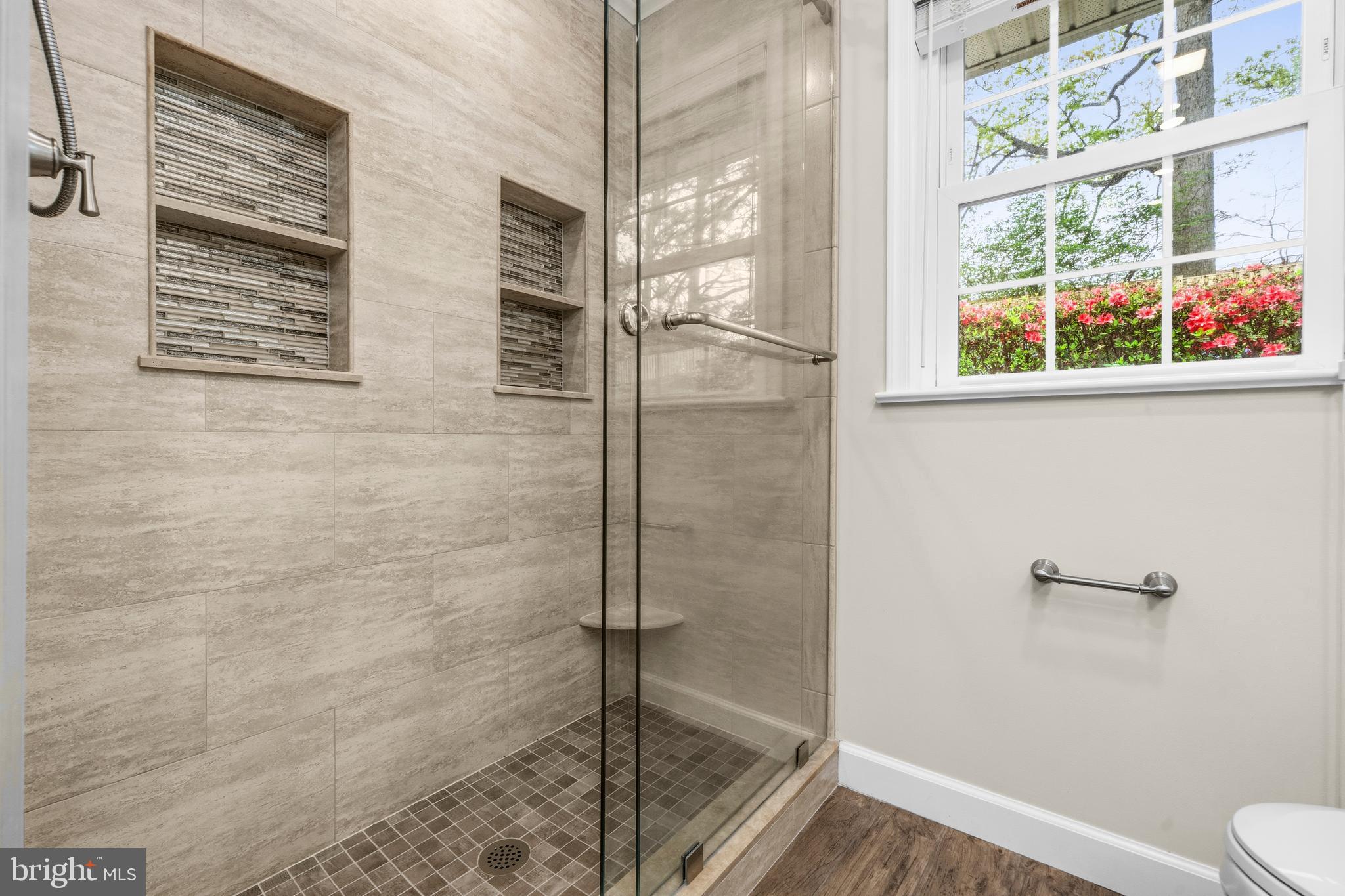 BUSH HILL WOODS - Residential