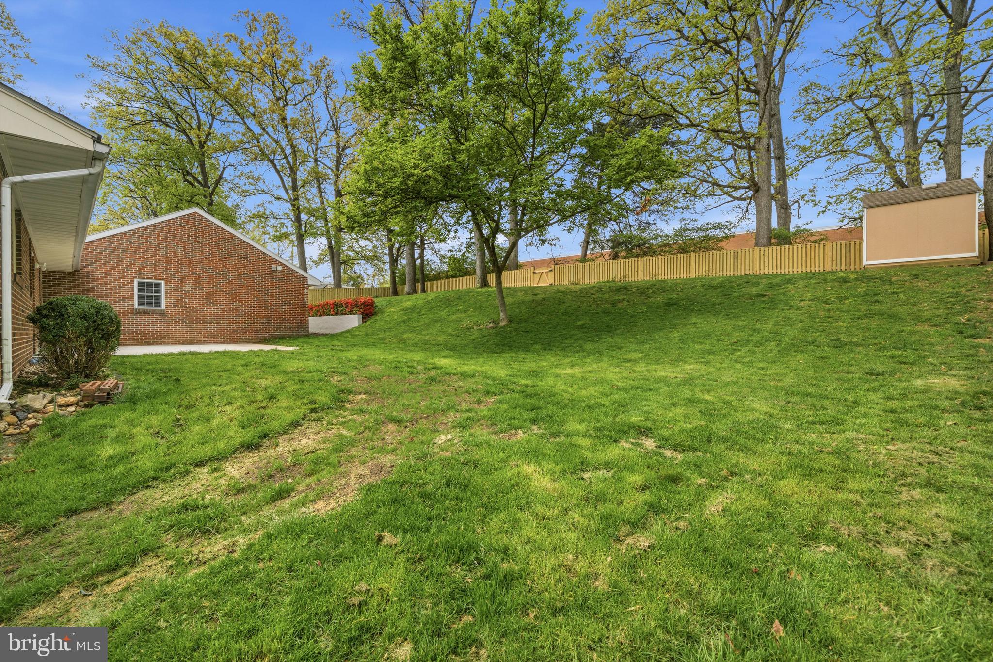 BUSH HILL WOODS - Residential