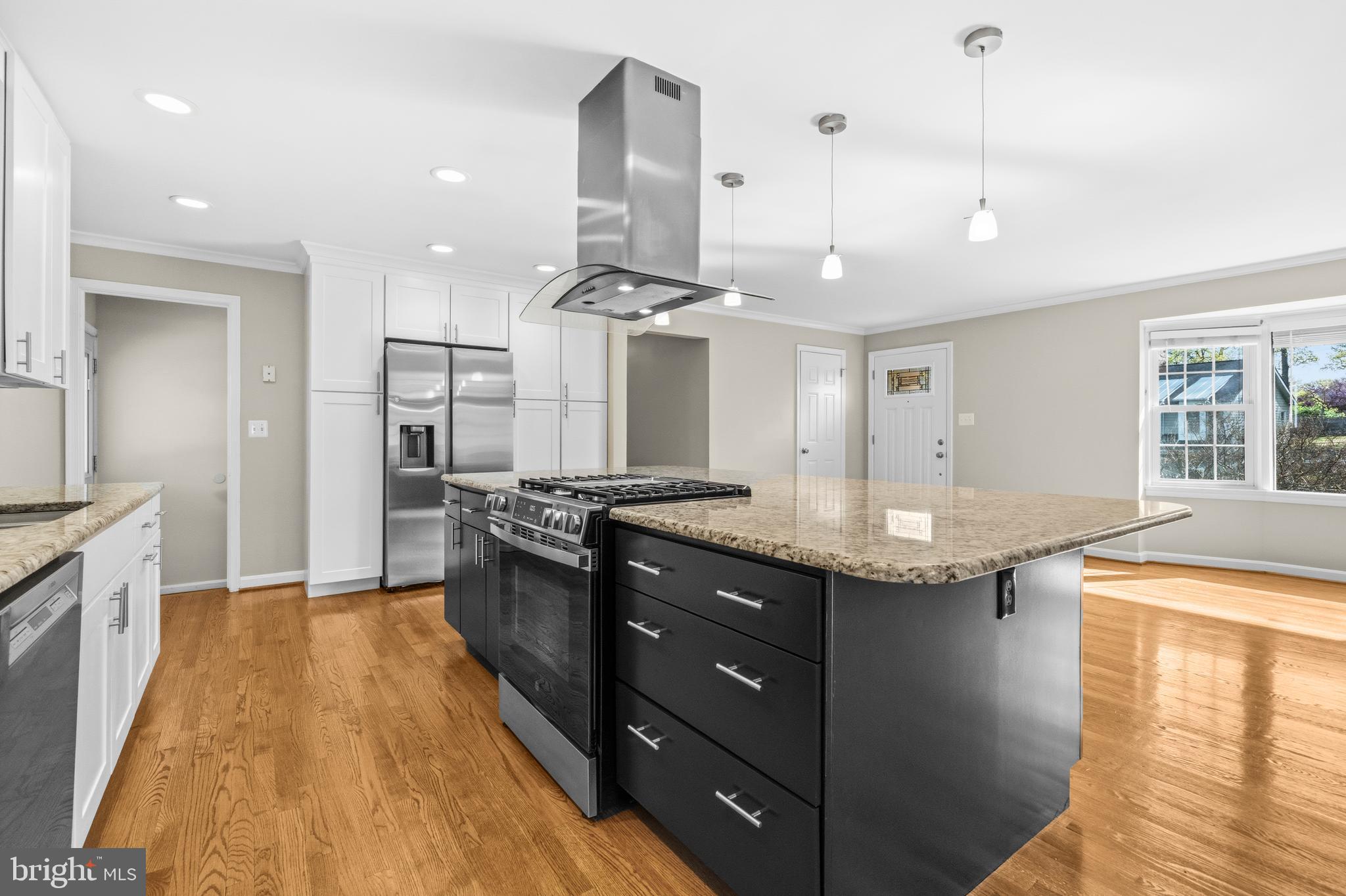 BUSH HILL WOODS - Residential