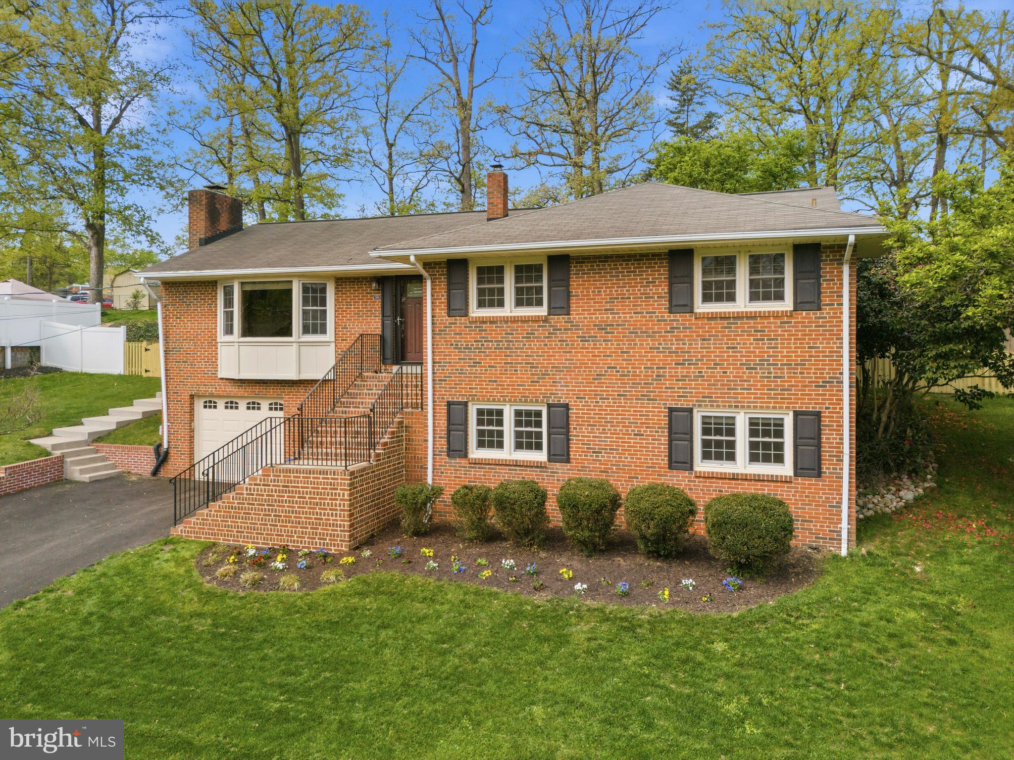 5908 BUSH HILL DRIVE