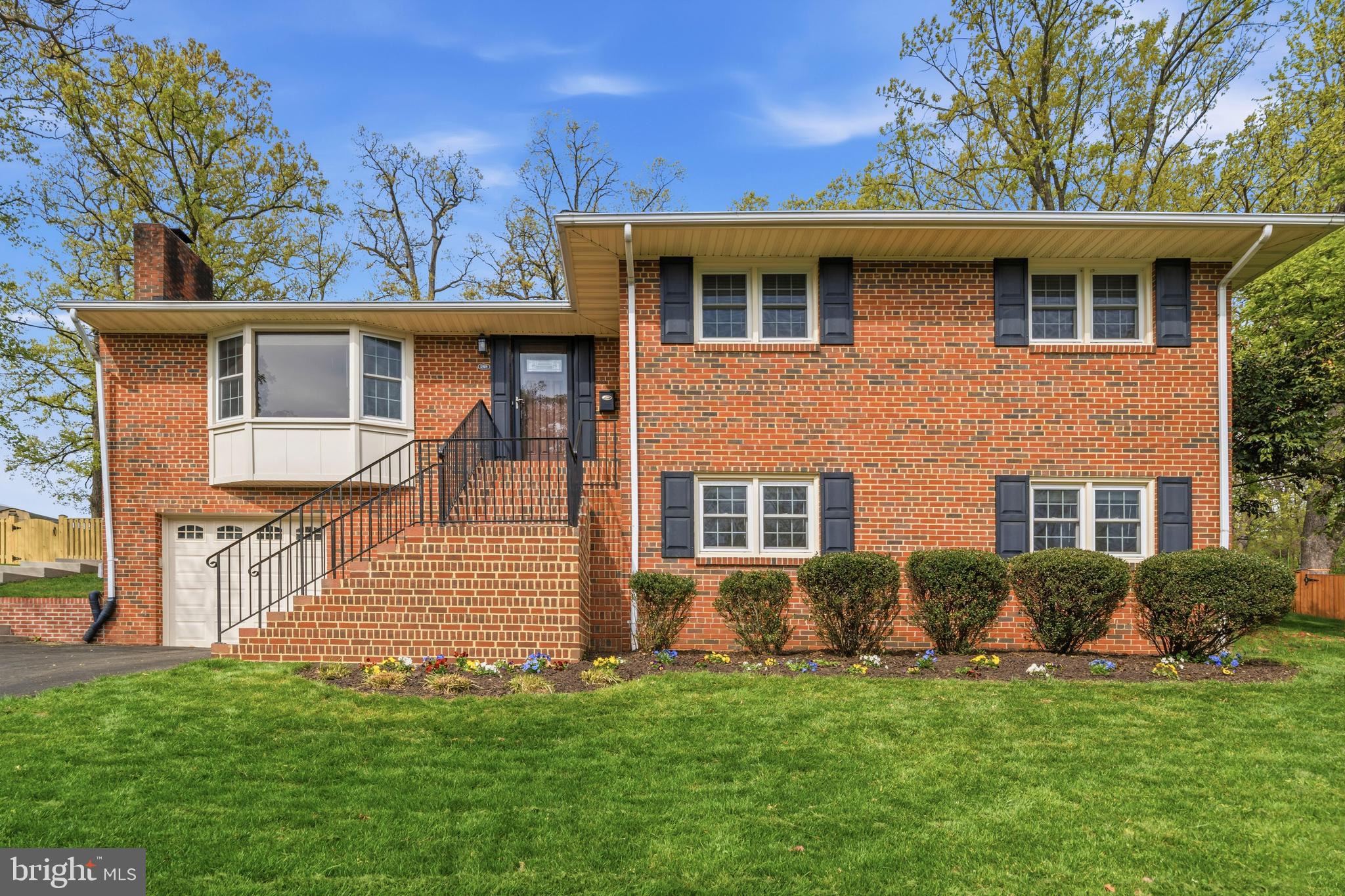 5908 BUSH HILL DRIVE