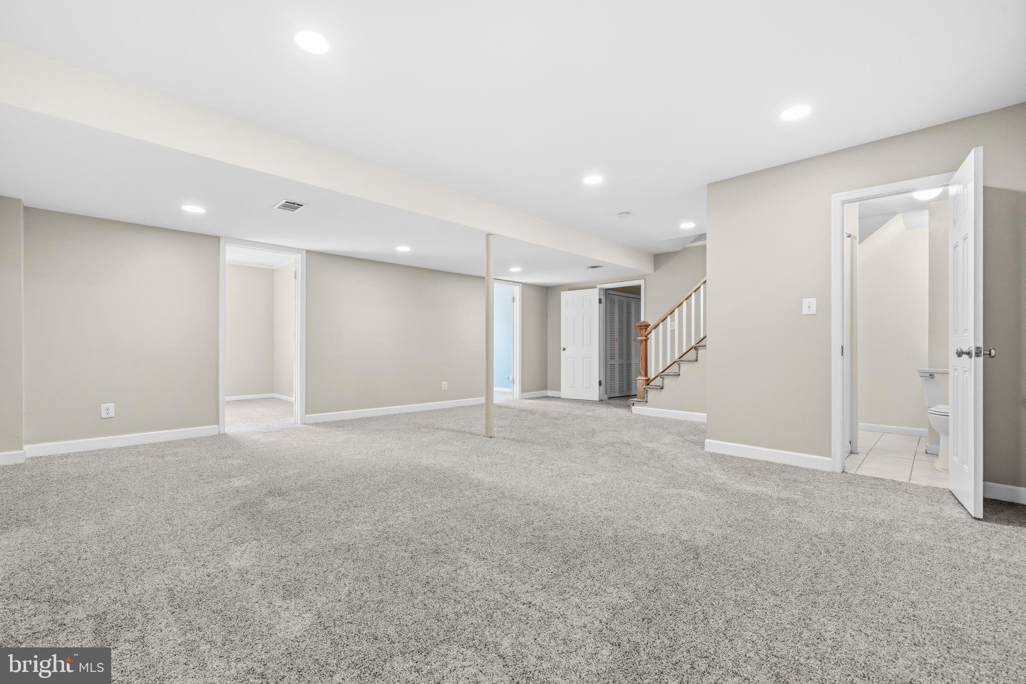 BUSH HILL WOODS - Residential