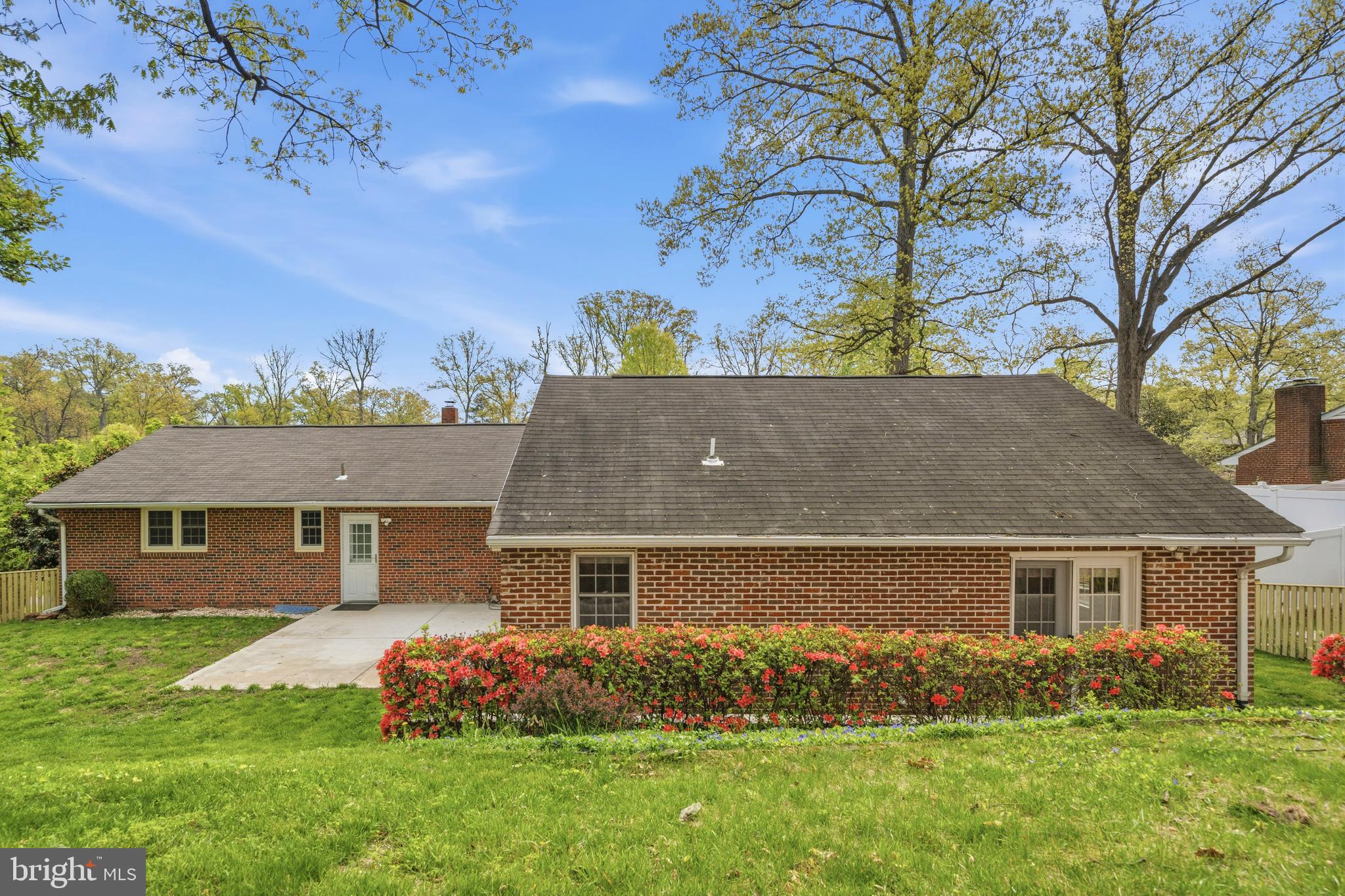 BUSH HILL WOODS - Residential