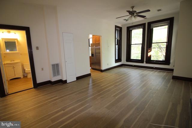 LOGAN - Residential Lease