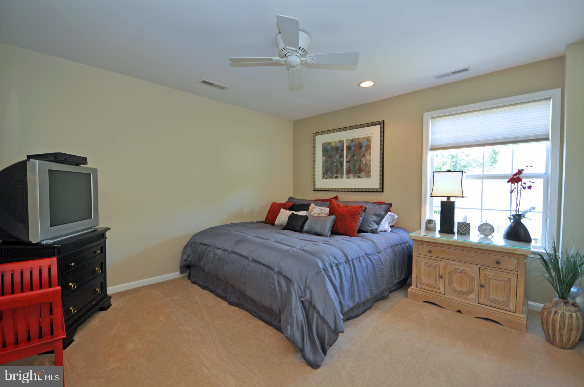 PERRY HALL - Residential