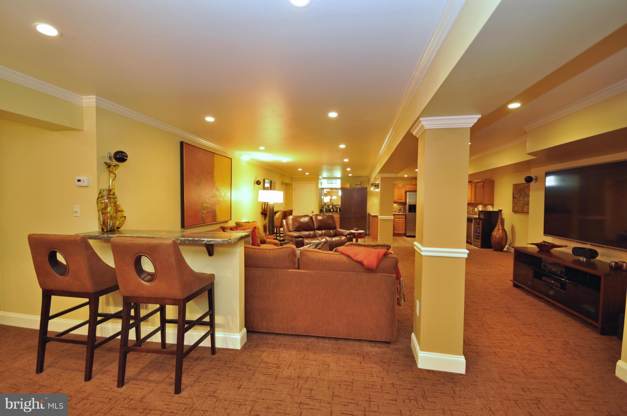 PERRY HALL - Residential