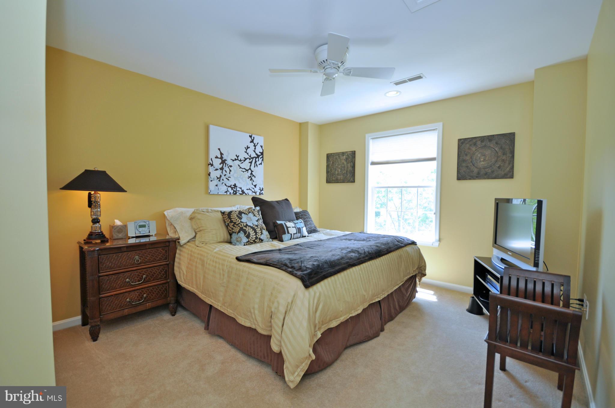 PERRY HALL - Residential